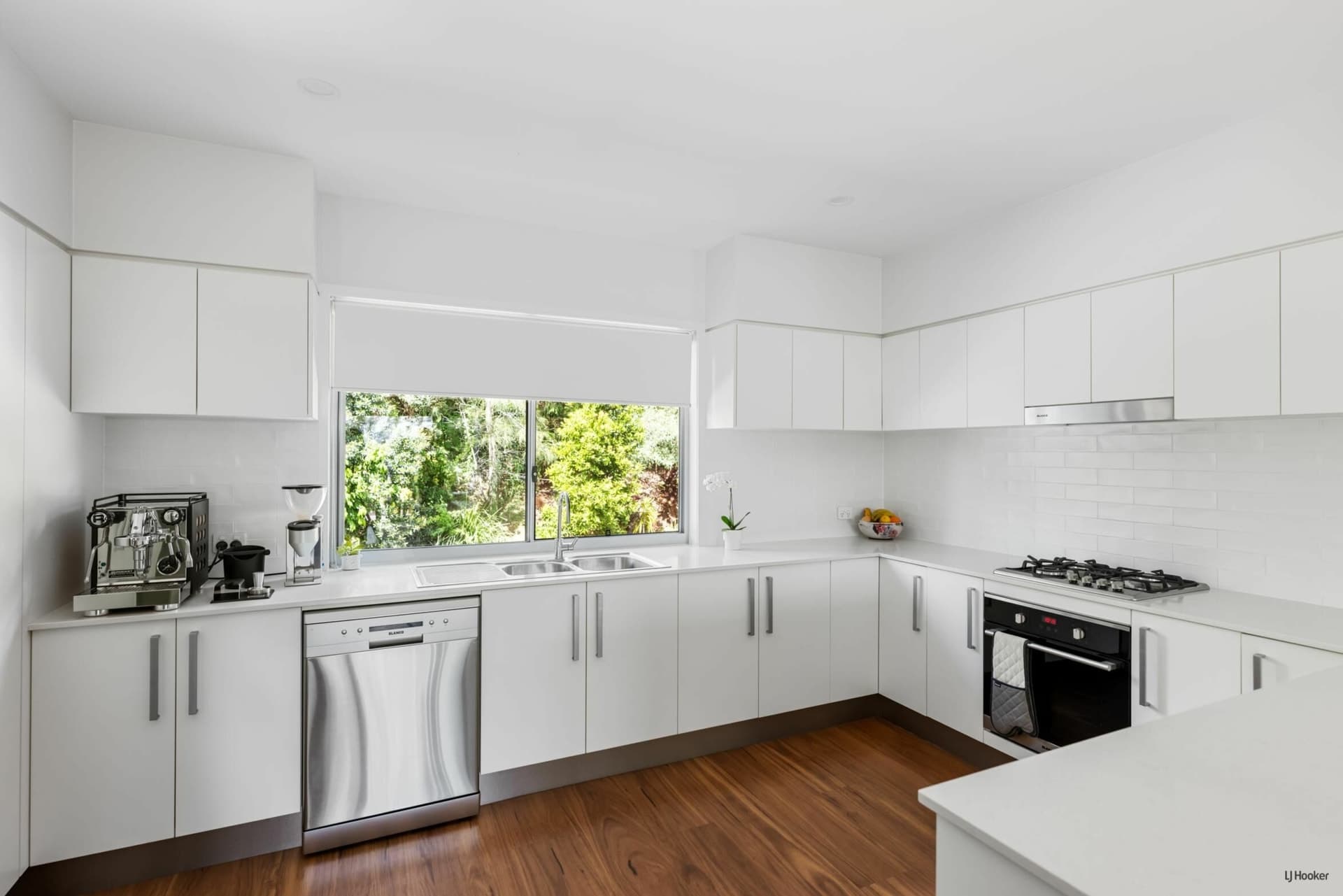 4 Midview Court, Currumbin, Currumbin - Thumbnail 4