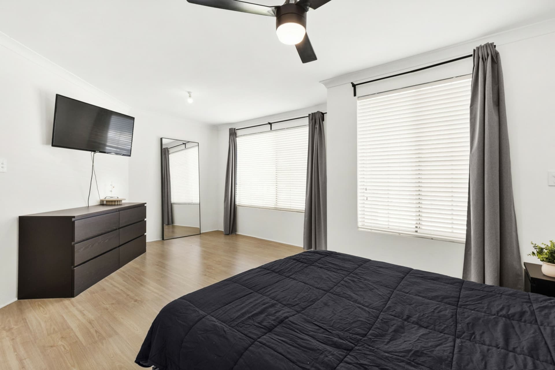 28 Woodstock Way, Butler, Butler - Thumbnail 8