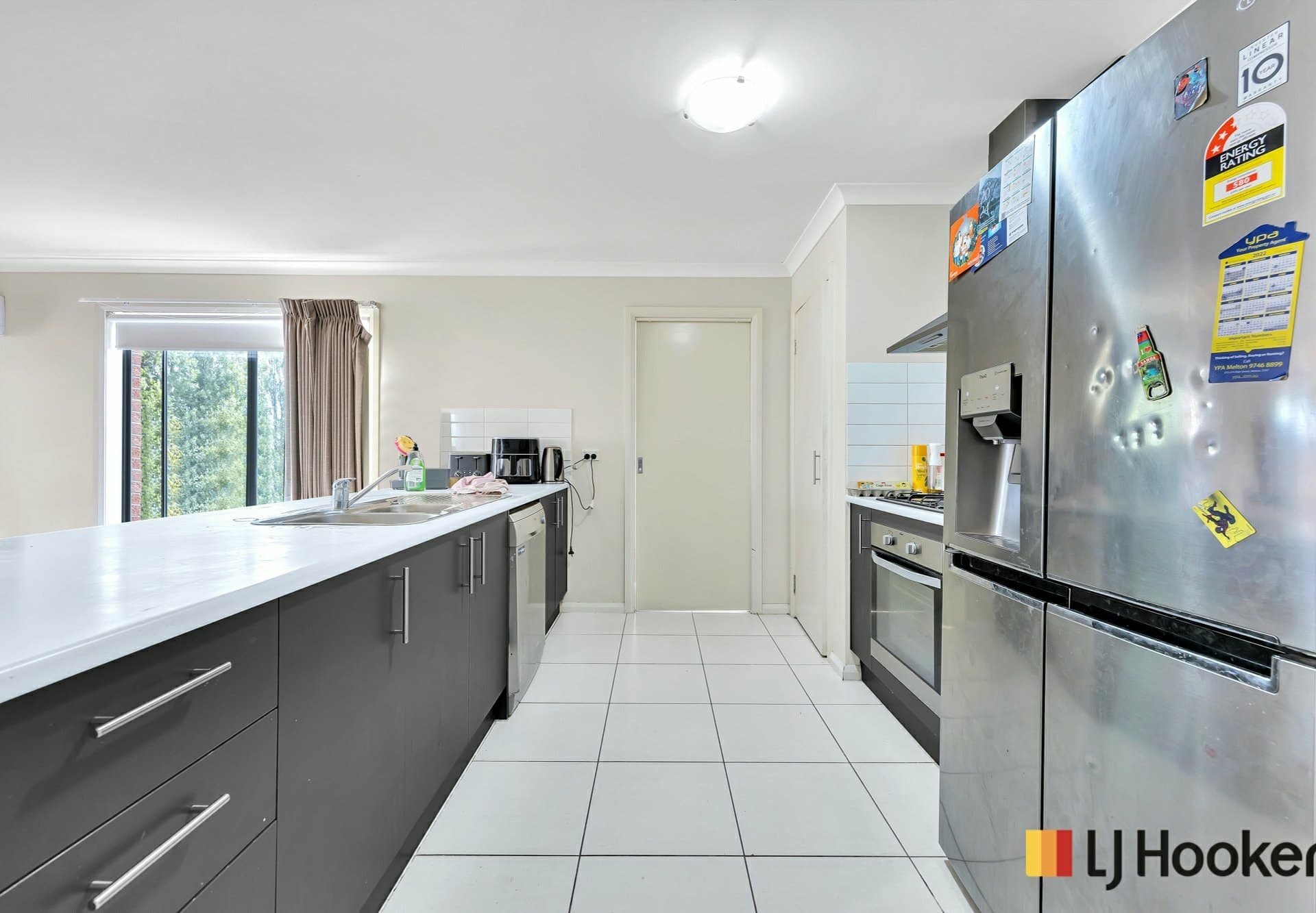 24 Hinkler Crescent, Brookfield, Brookfield - Thumbnail 8