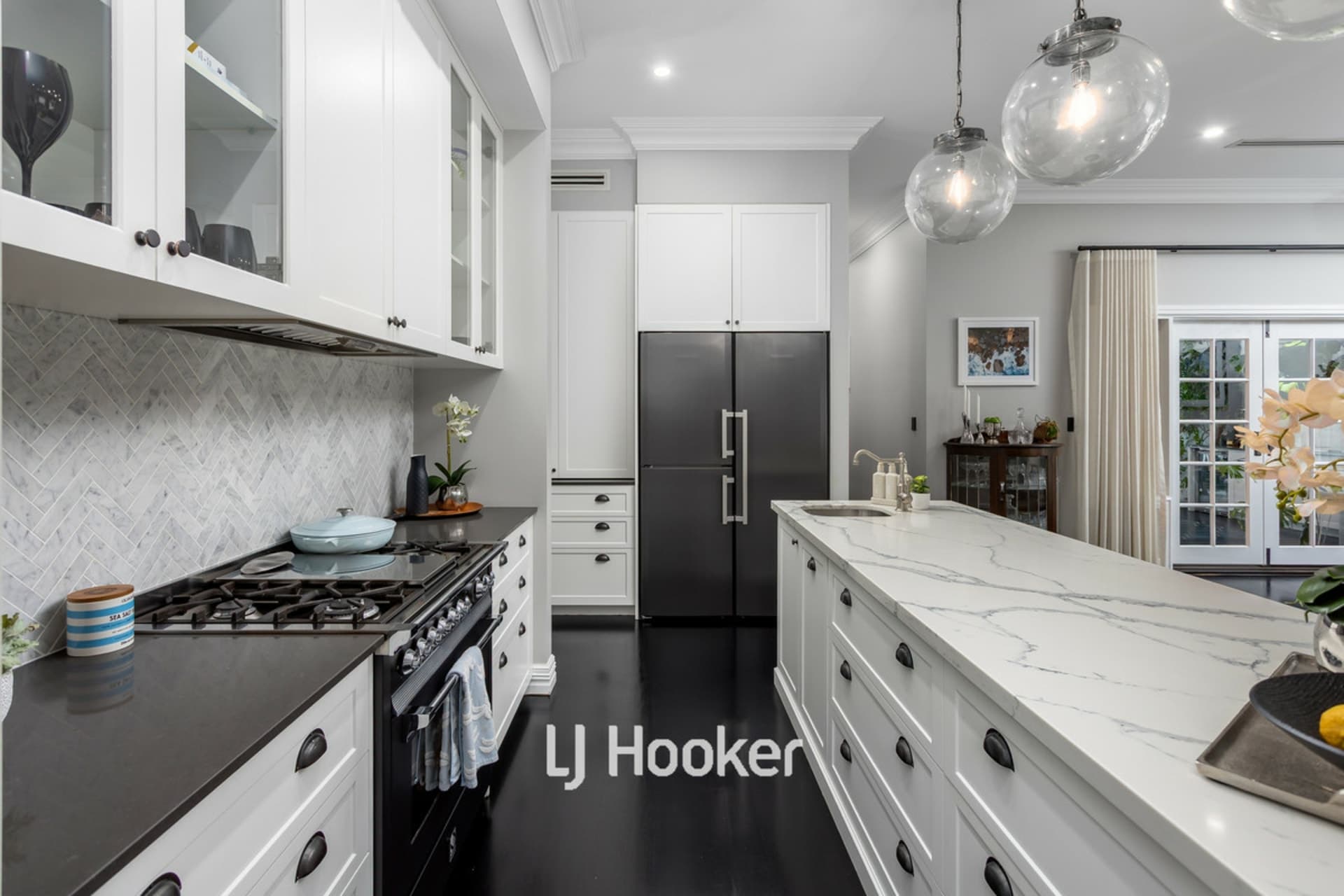 16 Banksia Street, Bunbury, Bunbury - Thumbnail 8