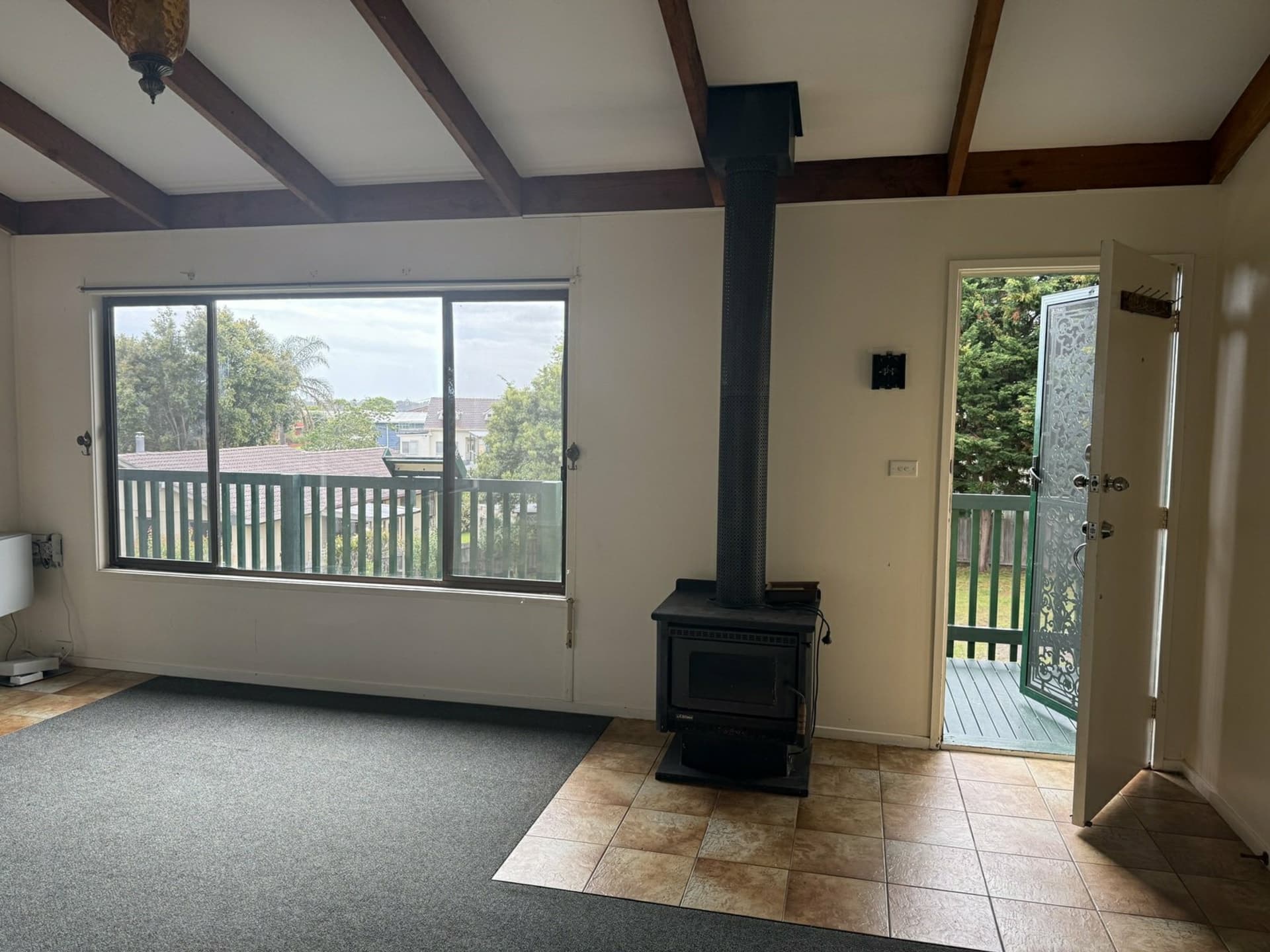 3/3 Roslyn Court, Lakes Entrance, Lakes Entrance - Thumbnail 4
