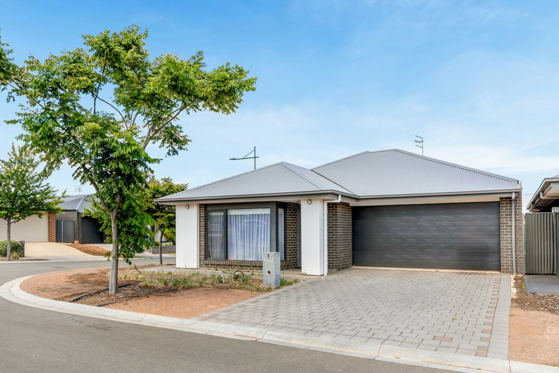 1 Brookfield Street, Blakeview, Blakeview - Thumbnail 2