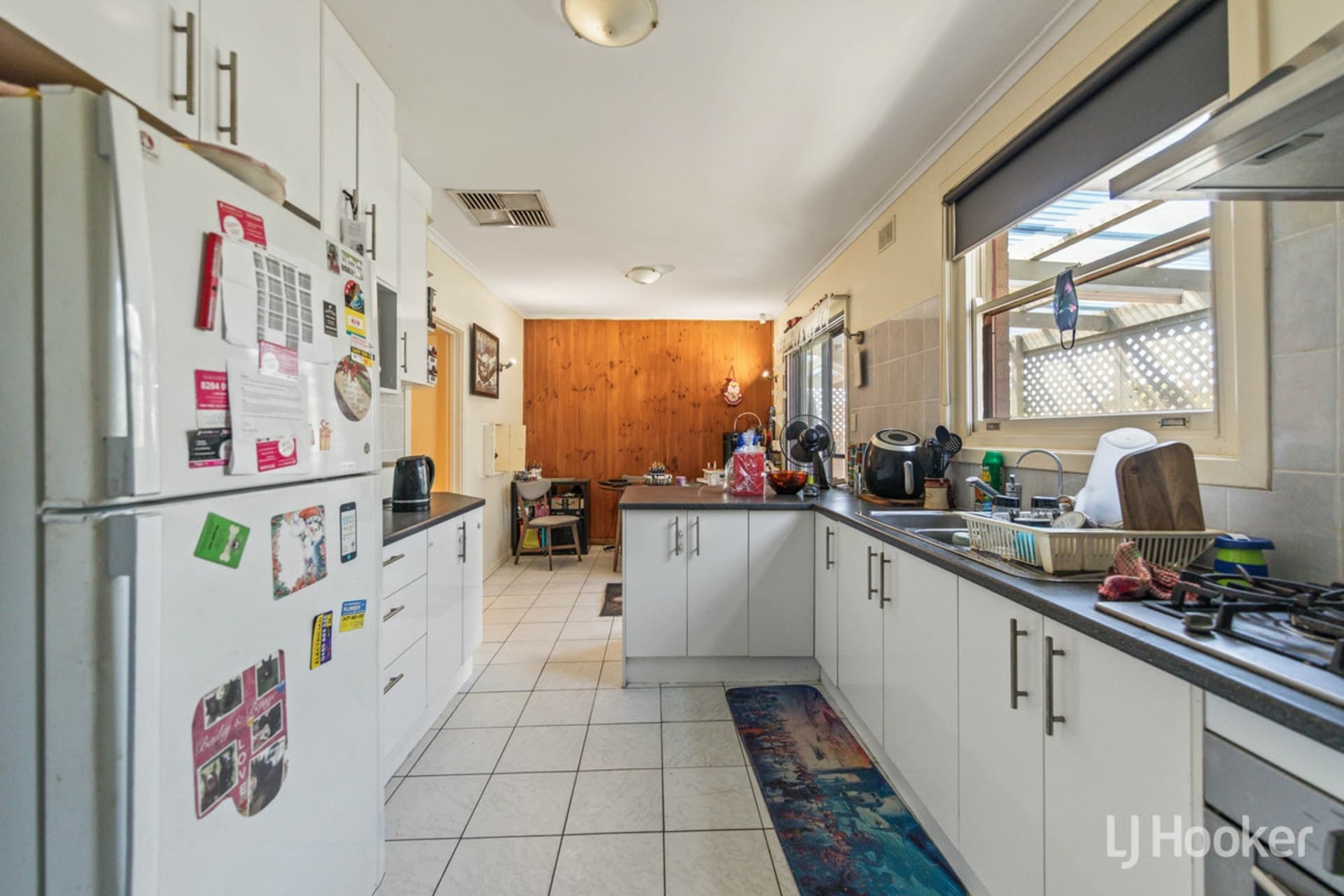 52 St Leonard Crescent, Elizabeth Downs, Elizabeth Downs - Thumbnail 5