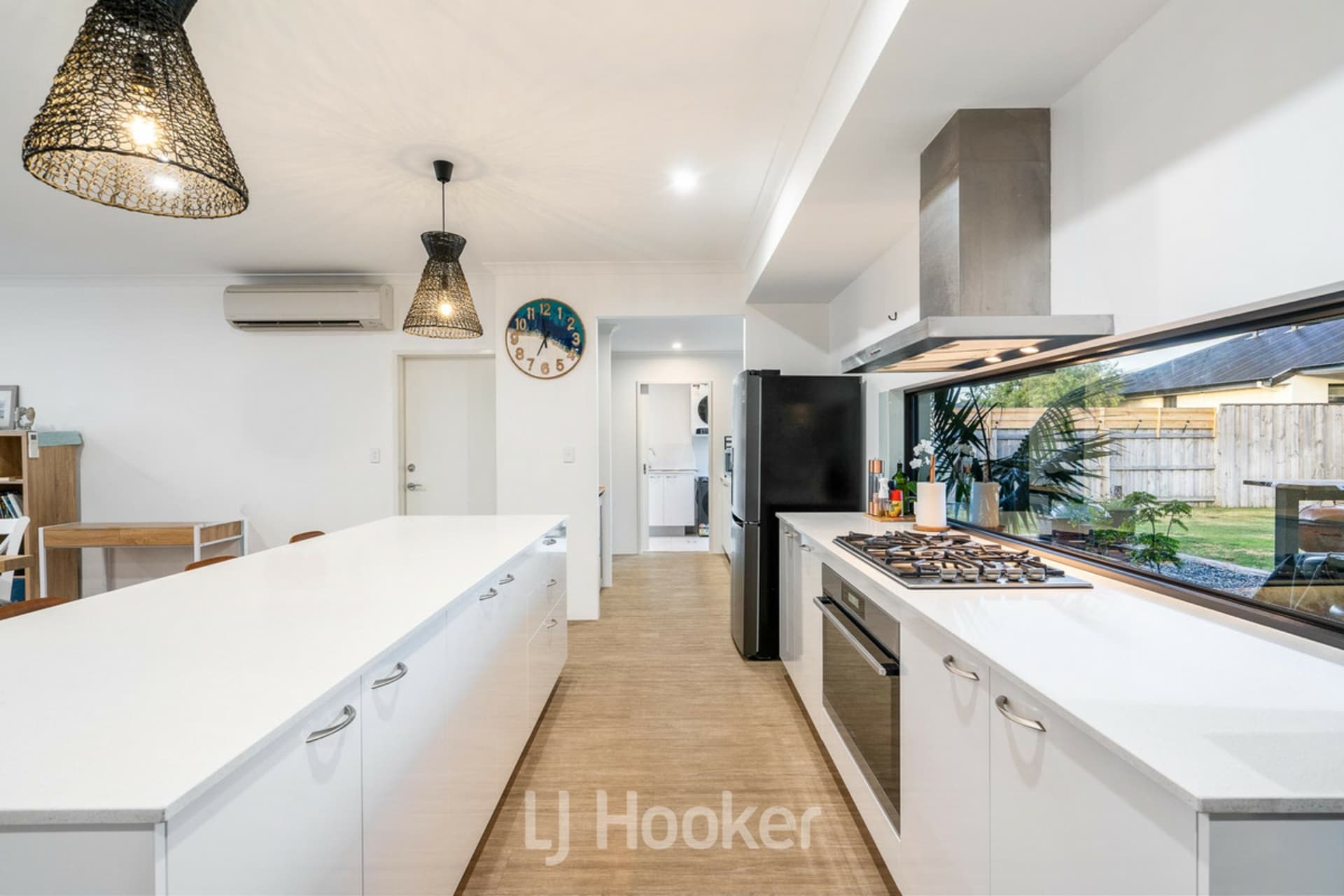 19 Travellers Well Street, Broadwater, Broadwater - Thumbnail 8