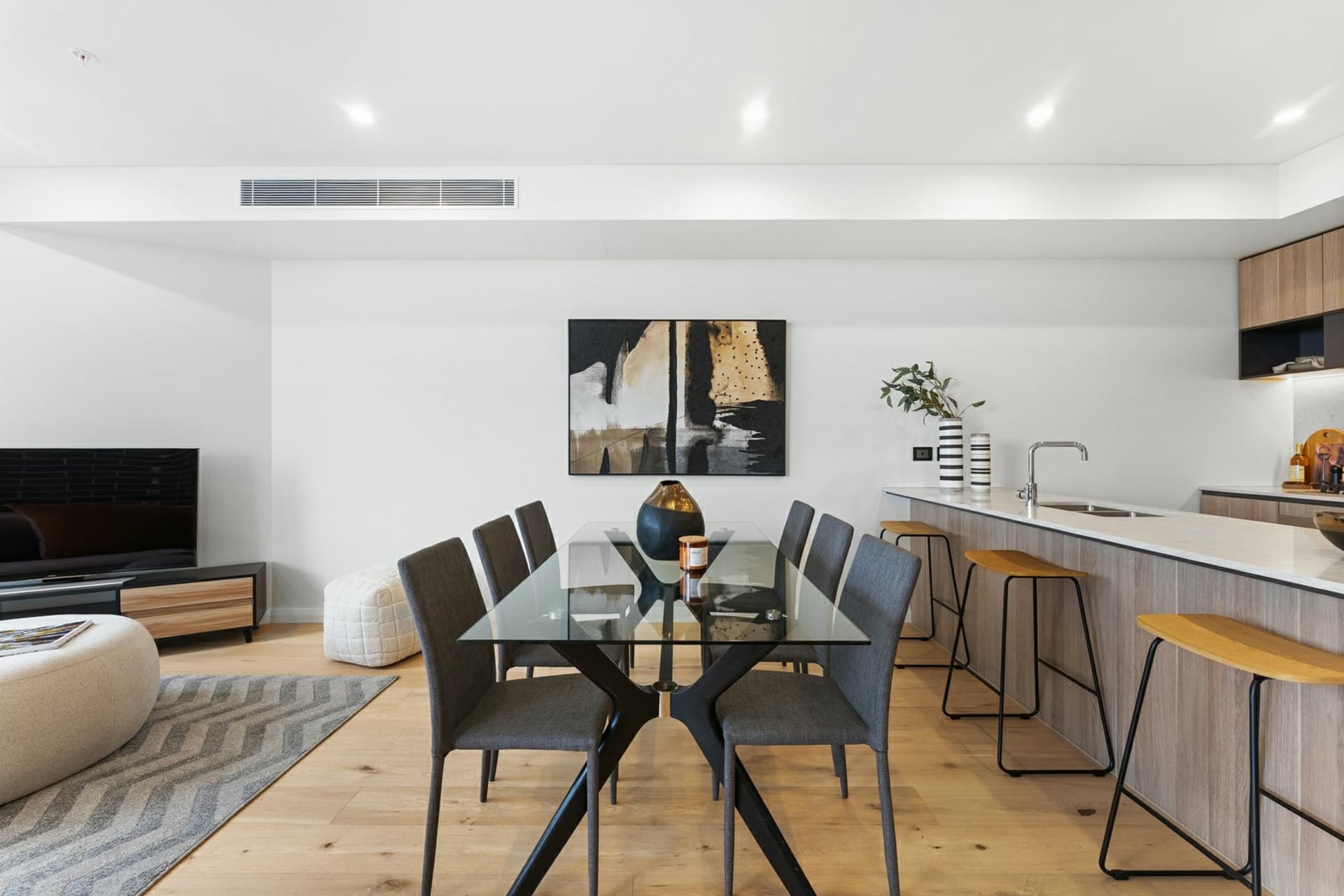 Apartment 710/5 Regent Street, Petersham, Petersham - Thumbnail 4