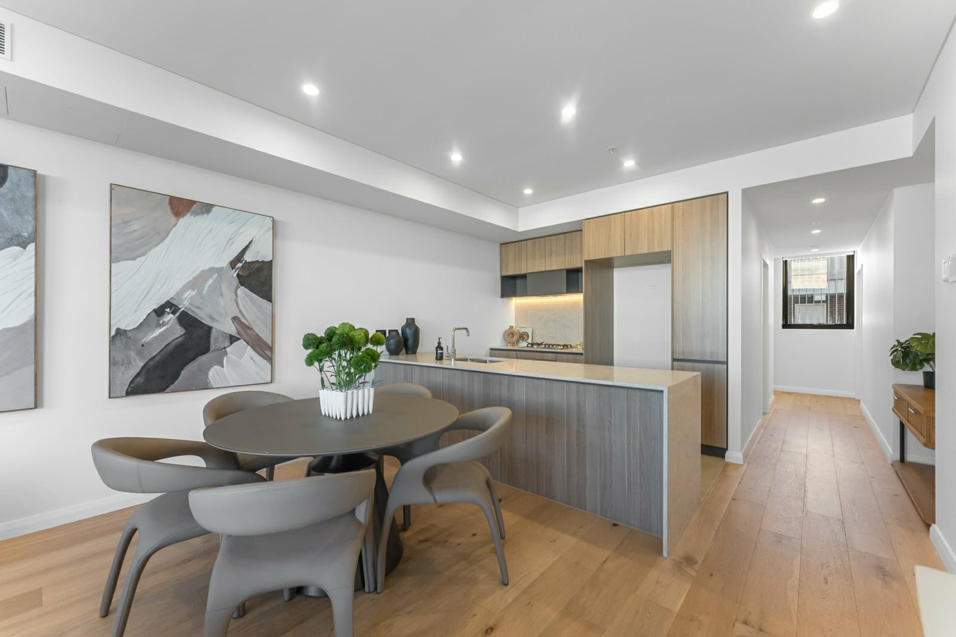 Apartment 710/5 Regent Street, Petersham, Petersham - Thumbnail 5