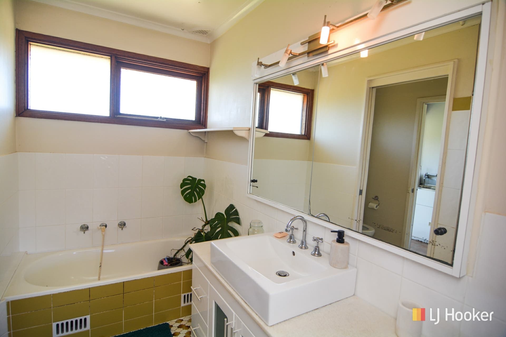 34 Outer Crescent, Lithgow, Bowenfels - Thumbnail 3