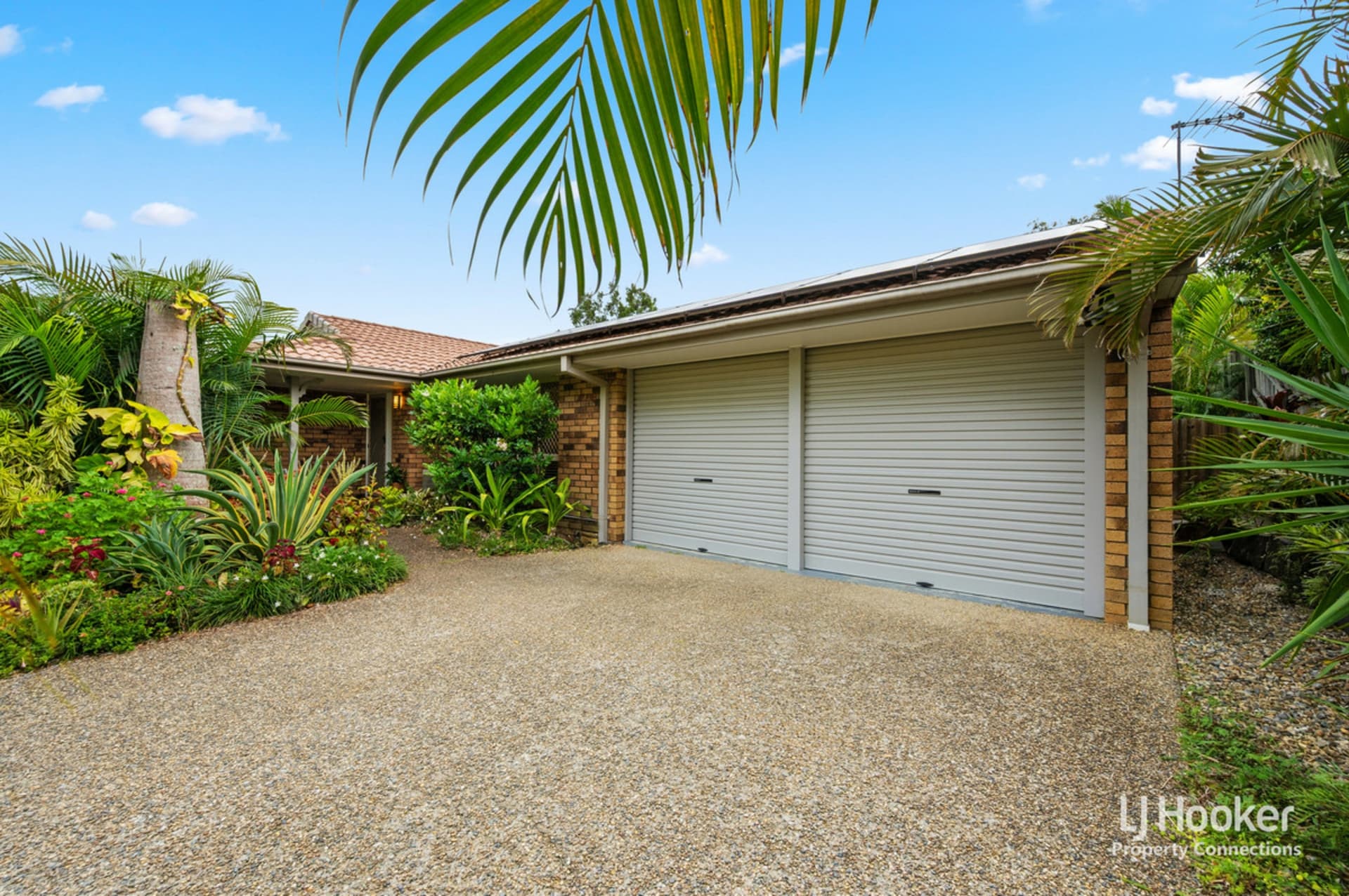11 Elwood Court, Eatons Hill, Eatons Hill - Image 1