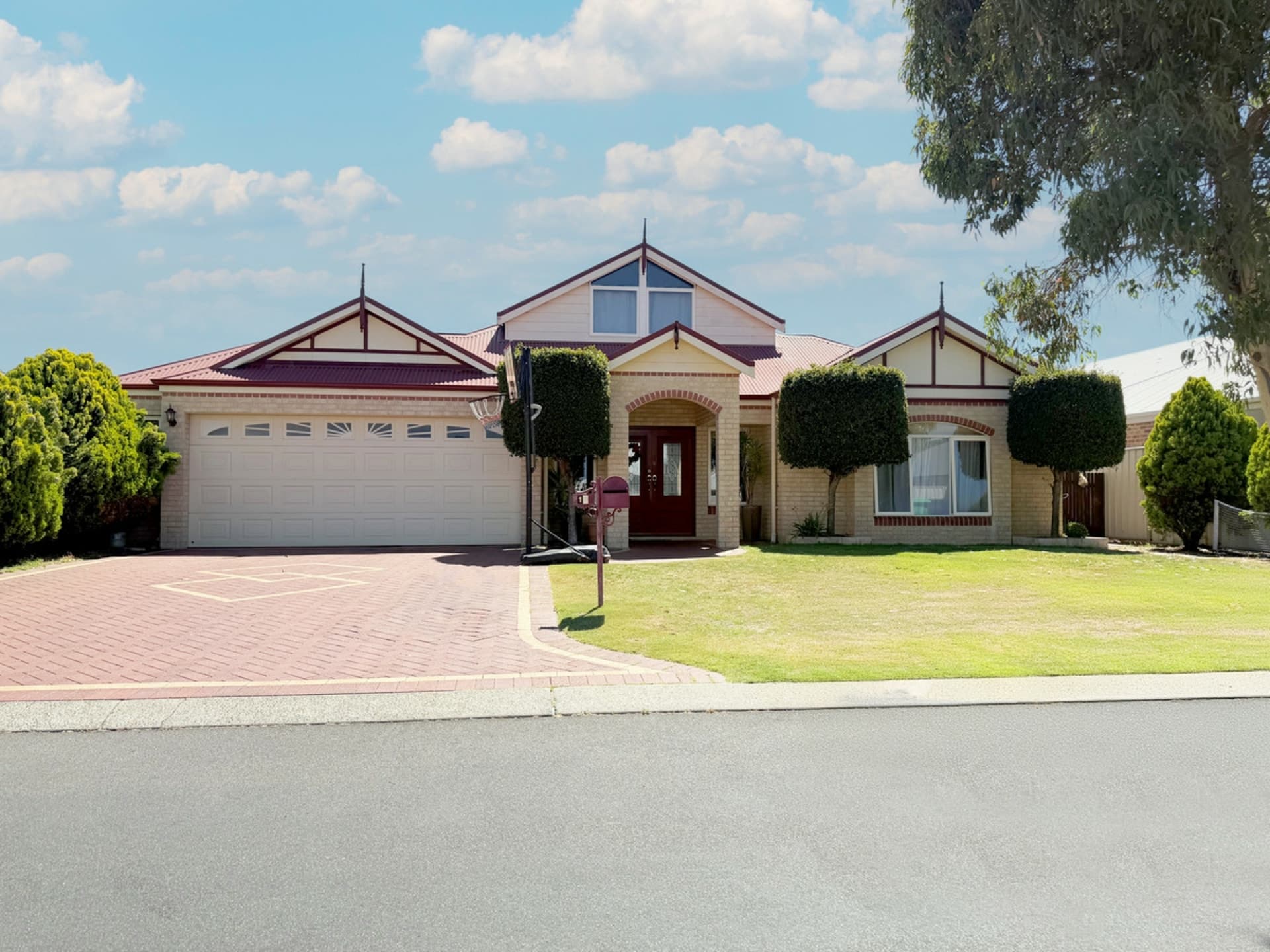10 Malachite Drive, Australind, Australind - Image 1
