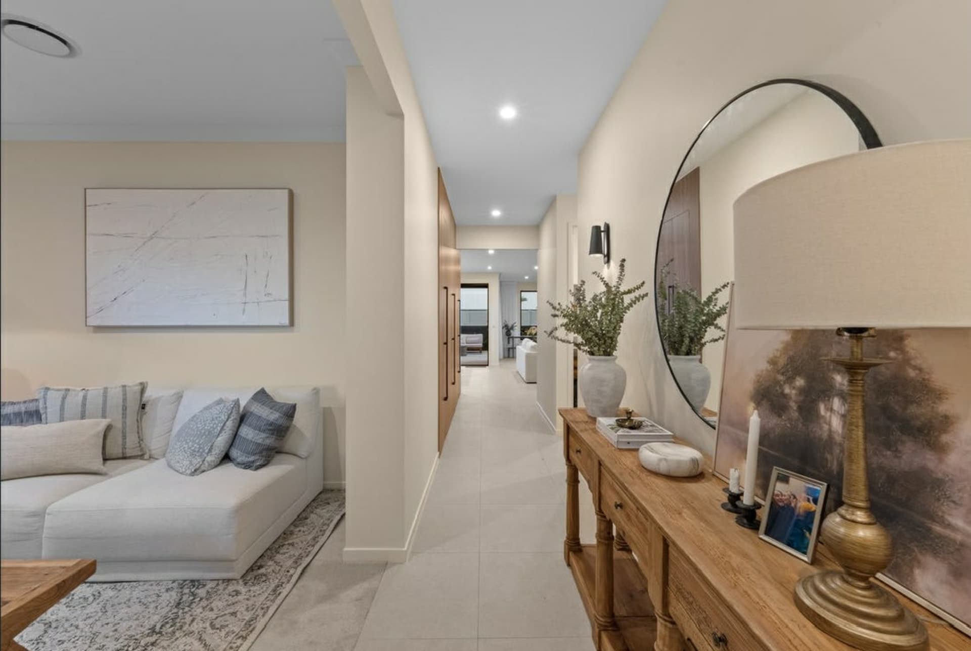 53 Hamilton Drive, Jacobs Well, Jacobs Well - Thumbnail 3