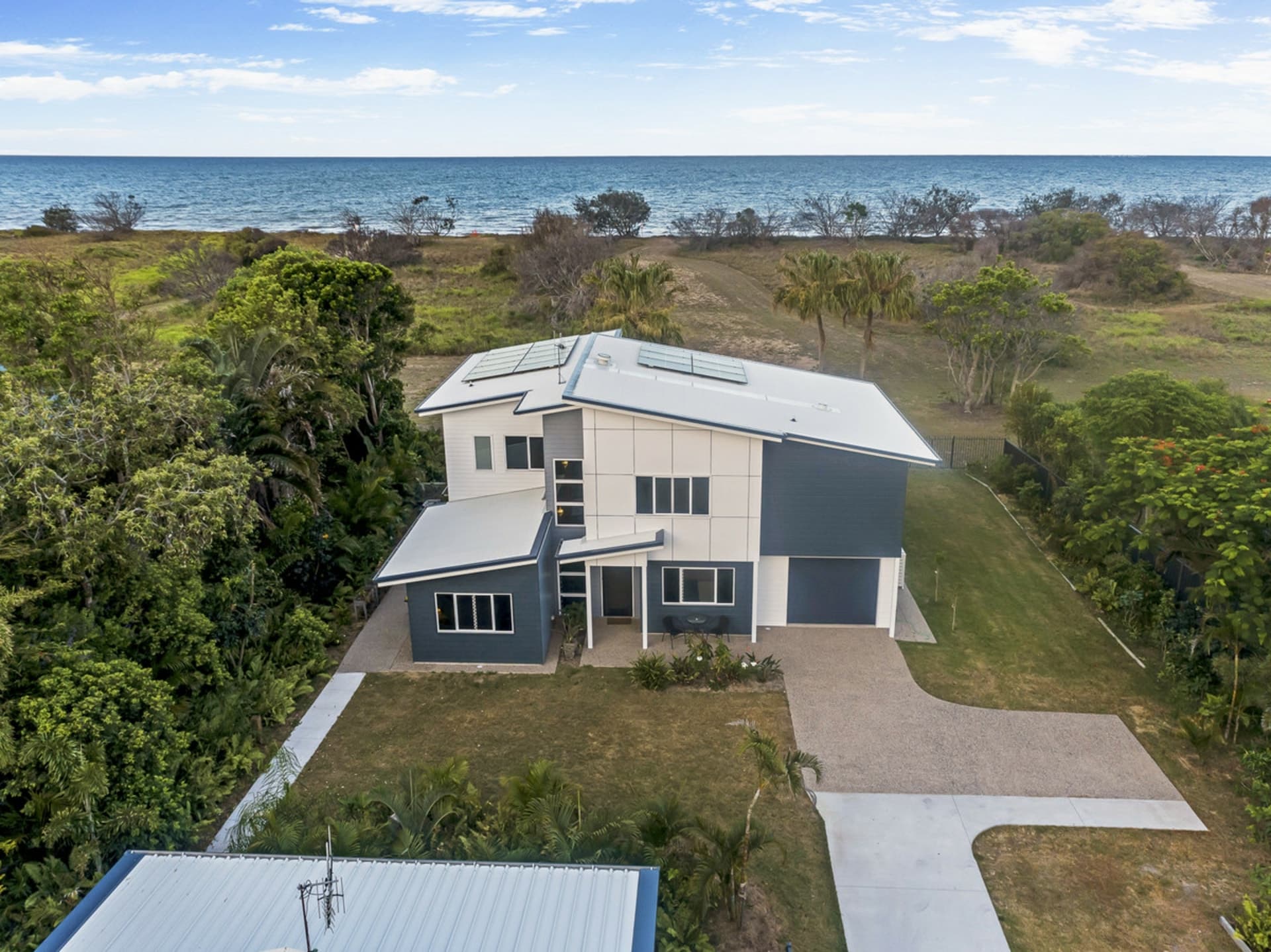 134 Sylvan Drive, Moore Park Beach, Moore Park Beach - Thumbnail 3