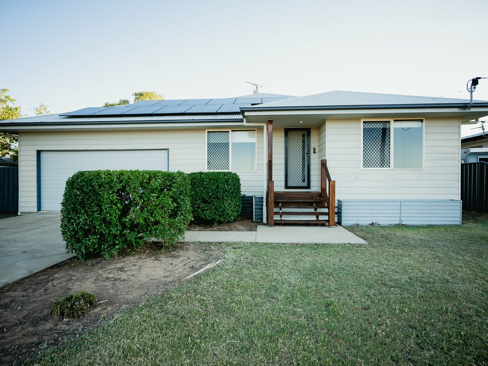 40 Powell Street, Roma, Roma - Image 1