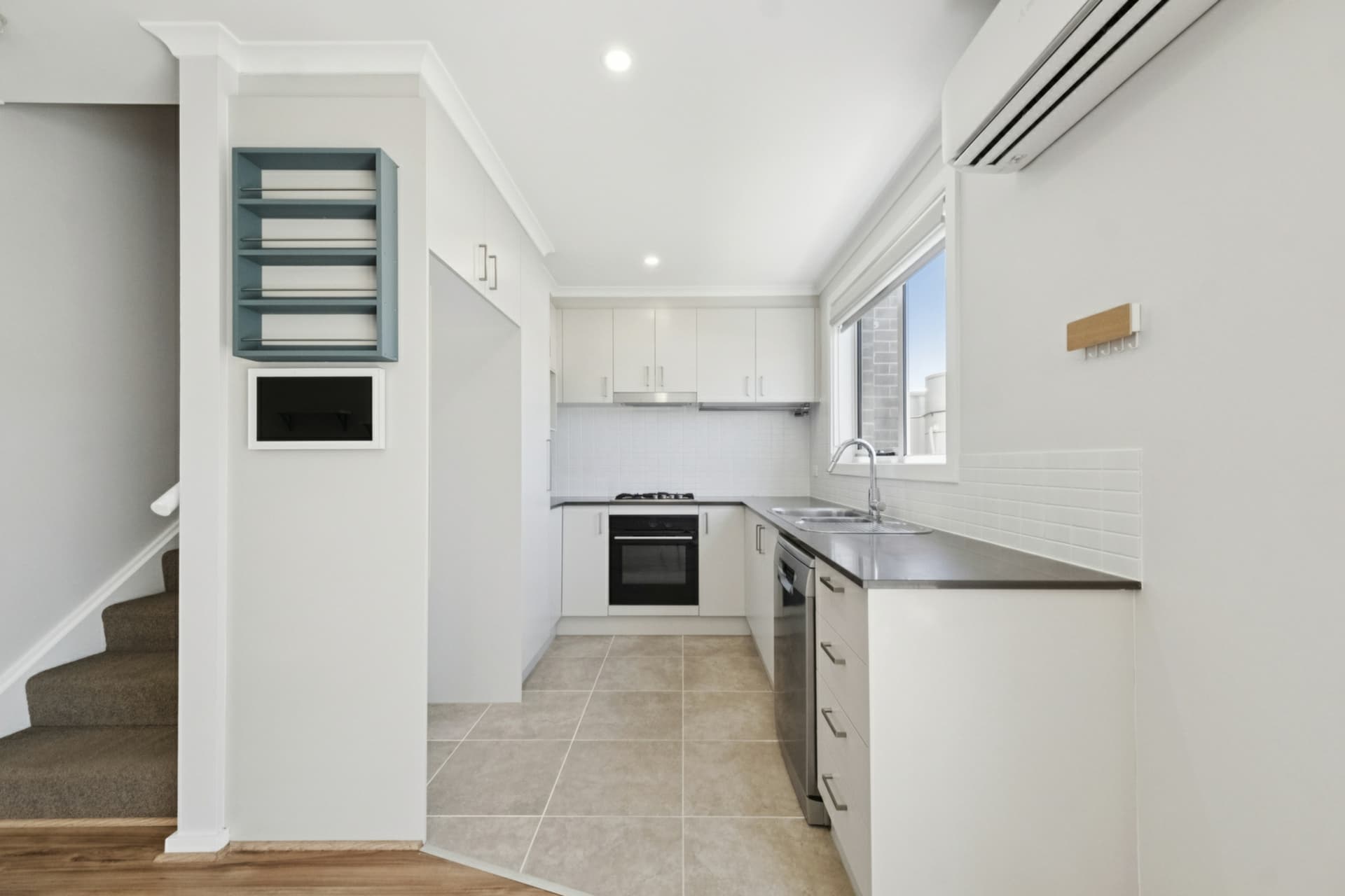 57/20 Gifford Street, Coombs, Coombs - Thumbnail 5