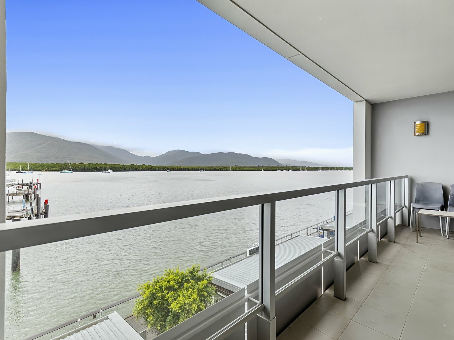 302/1 Marlin Parade, Cairns City, Cairns City - Thumbnail 2