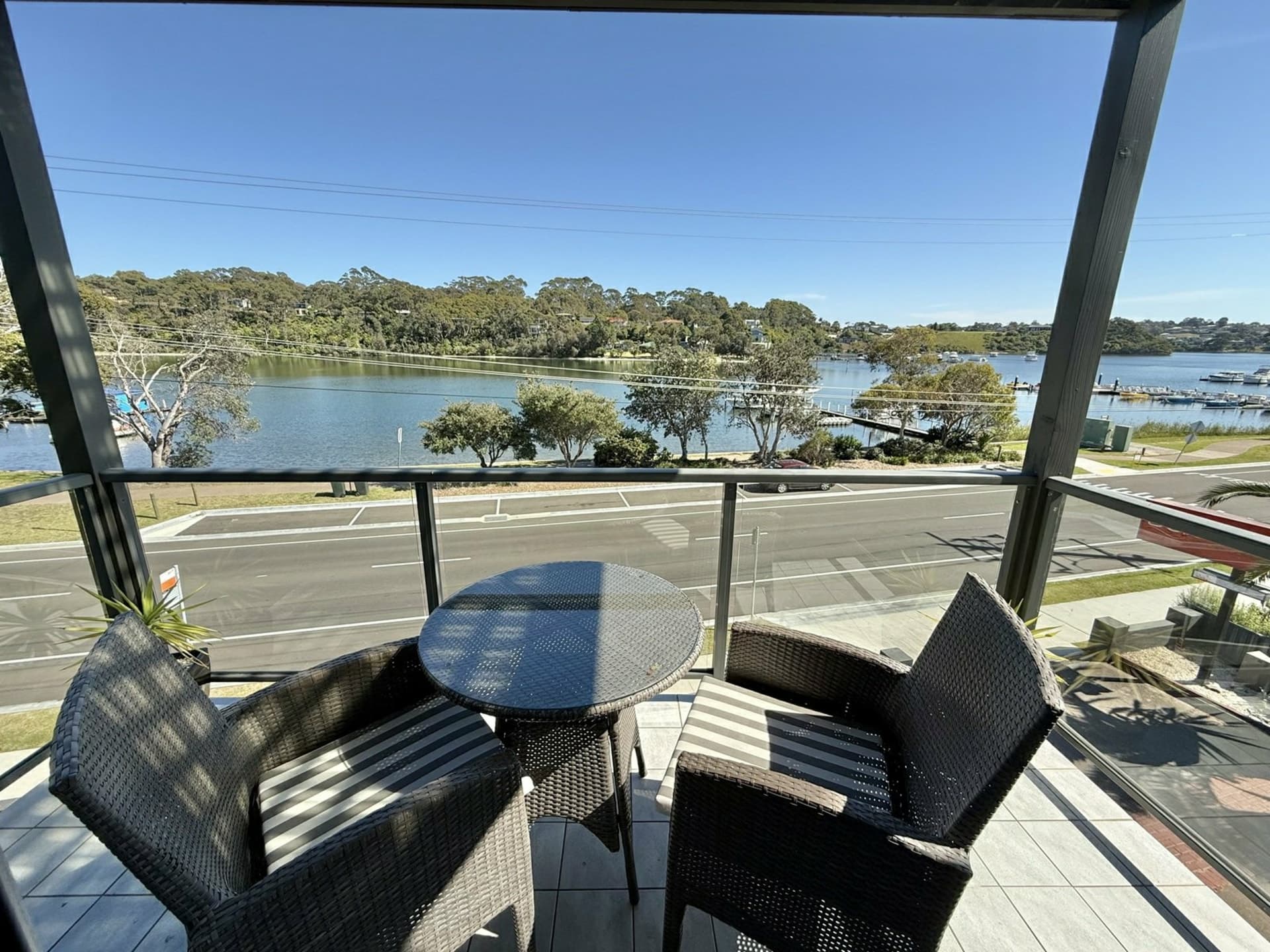 Apartment 3/142 Marine Parade, Lakes Entrance, Lakes Entrance - Thumbnail 2