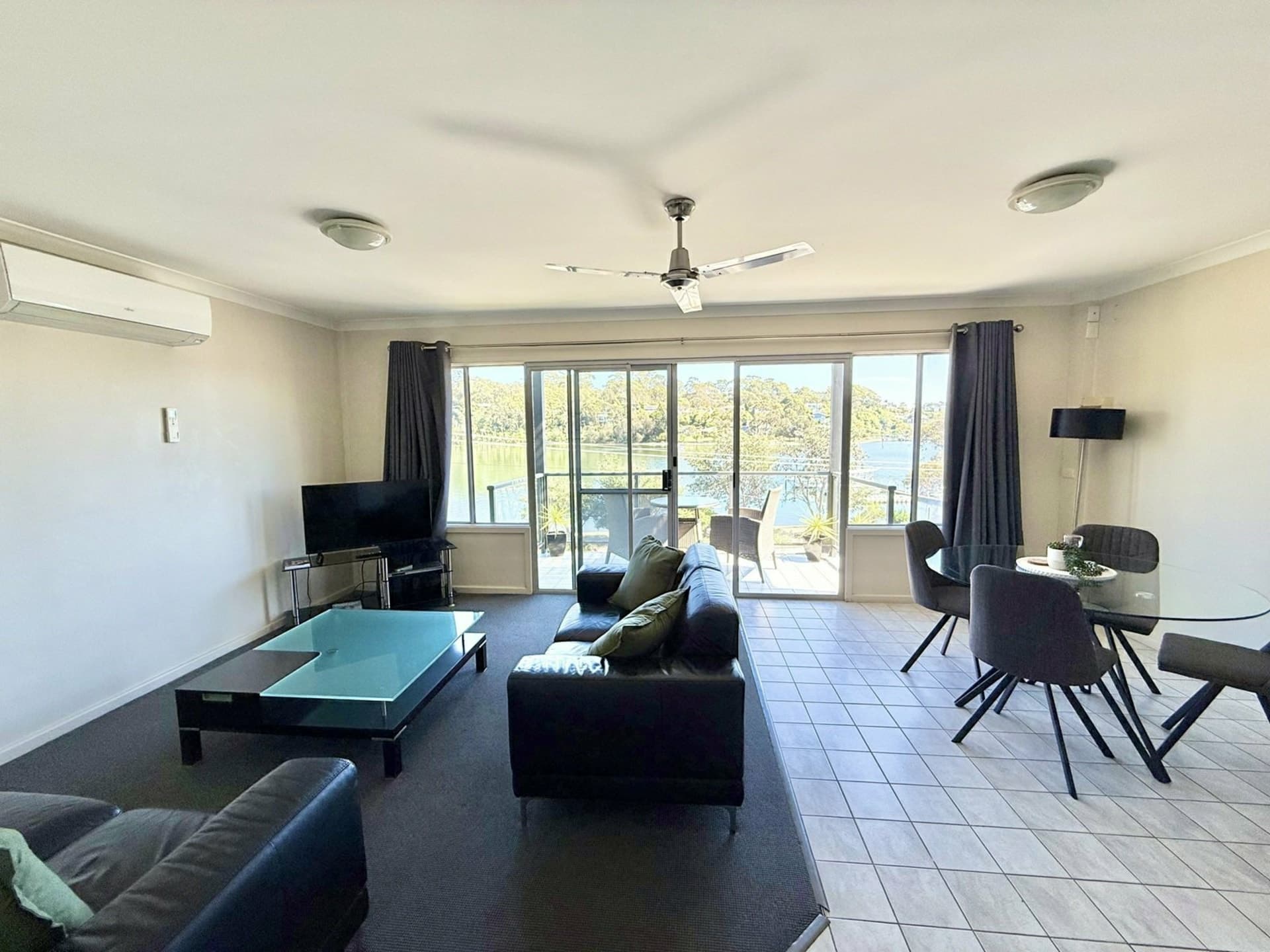 Apartment 3/142 Marine Parade, Lakes Entrance, Lakes Entrance - Thumbnail 4