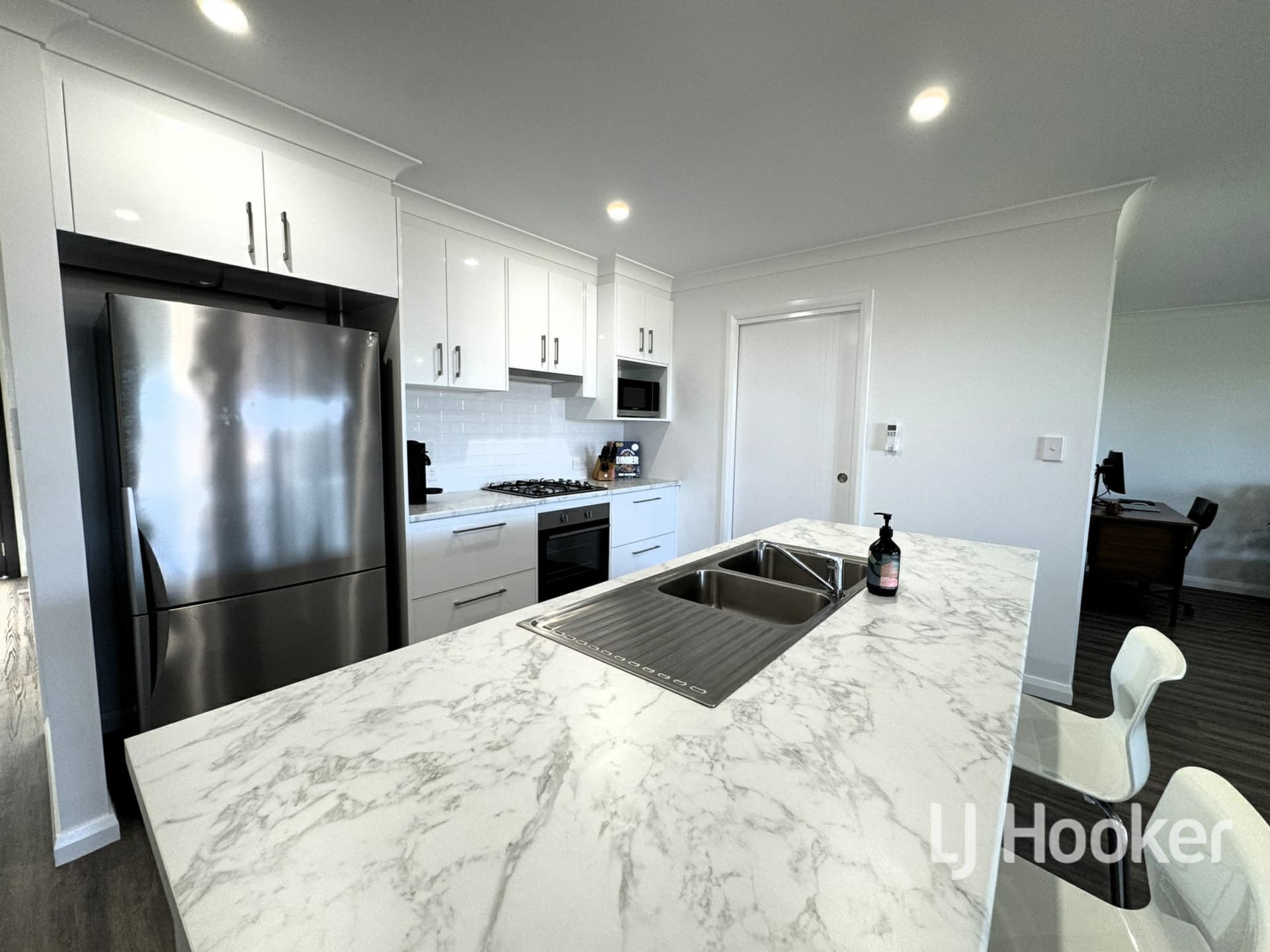 102 Moore Street, Inverell, Inverell - Thumbnail 7