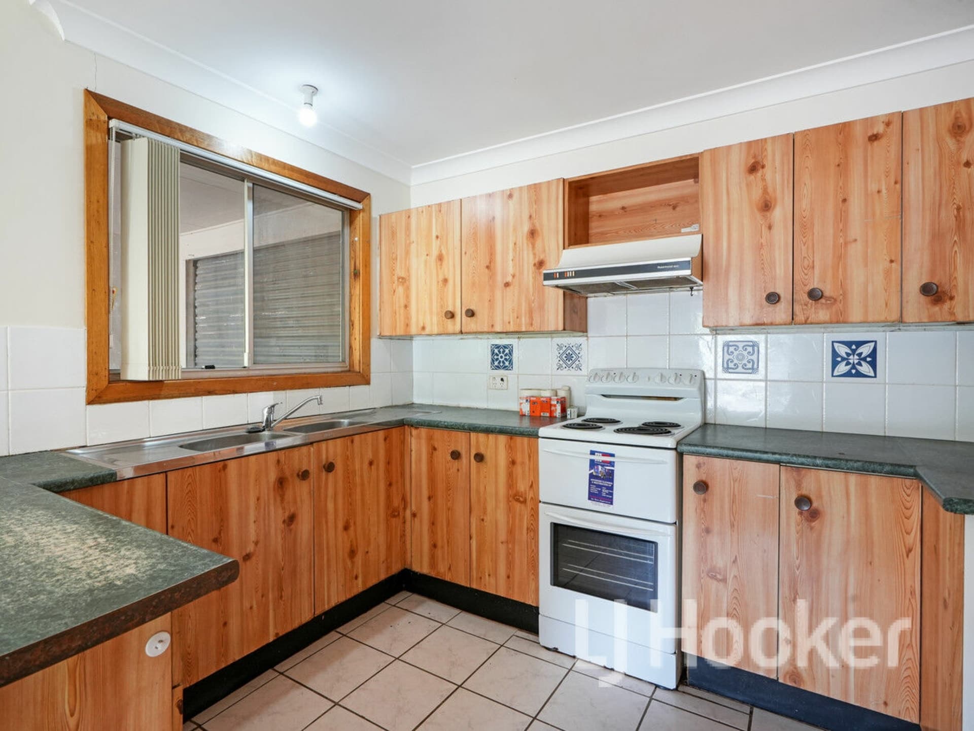 50 Walmer Avenue, Sanctuary Point, Sanctuary Point - Thumbnail 5