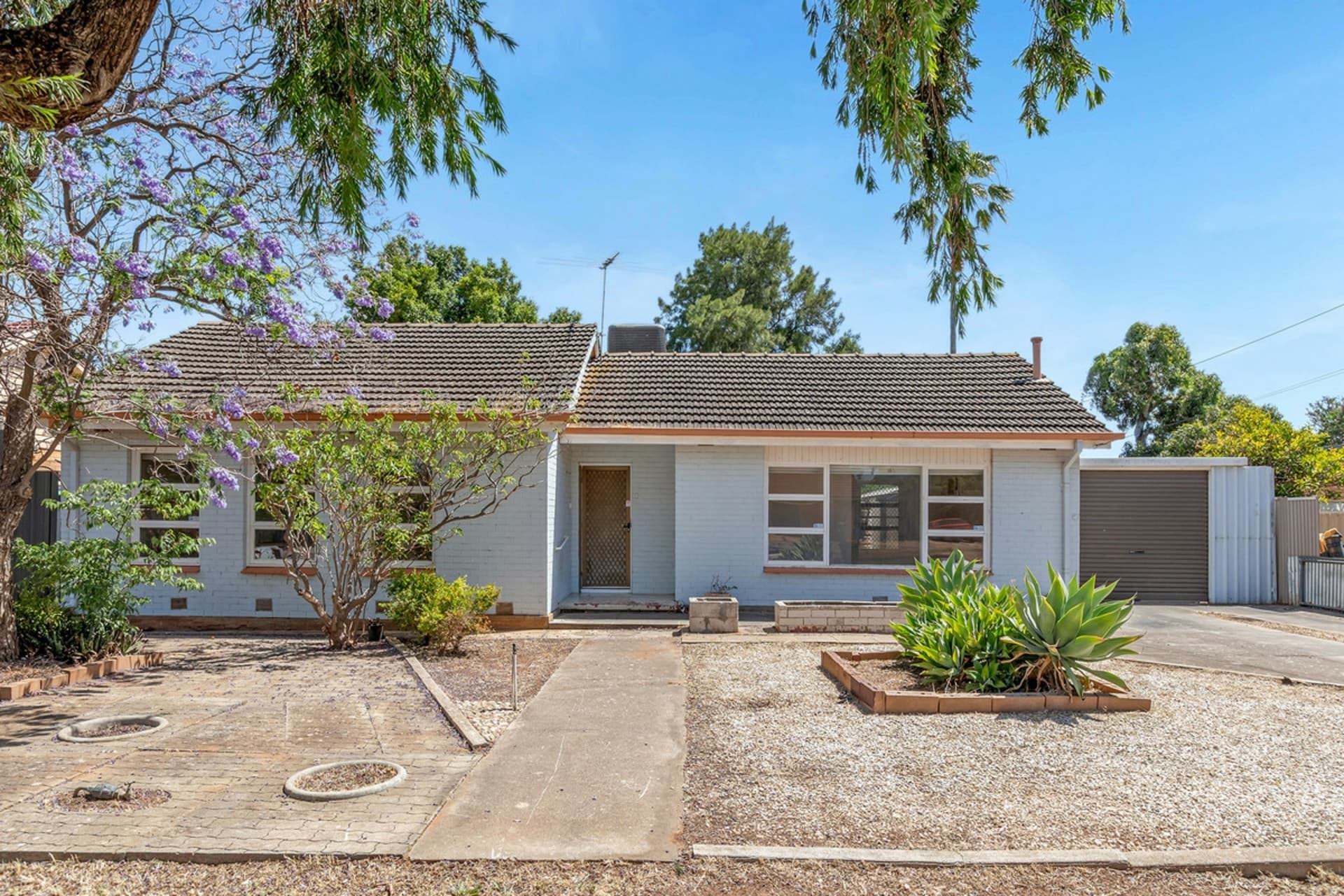 18 Searle Road, Davoren Park, Davoren Park - Thumbnail 2