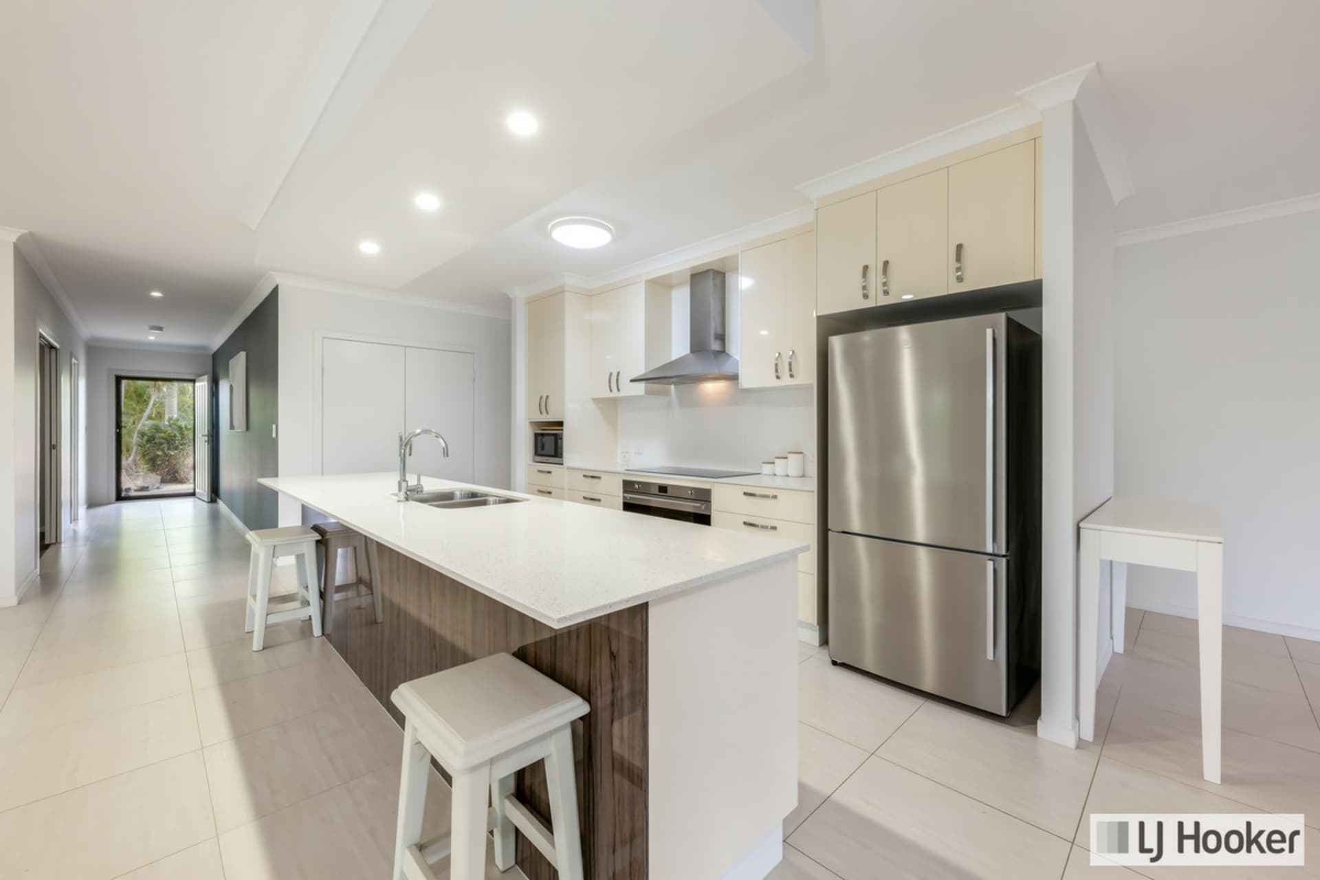 12 Firefly Street, Bargara, Bargara - Thumbnail 2