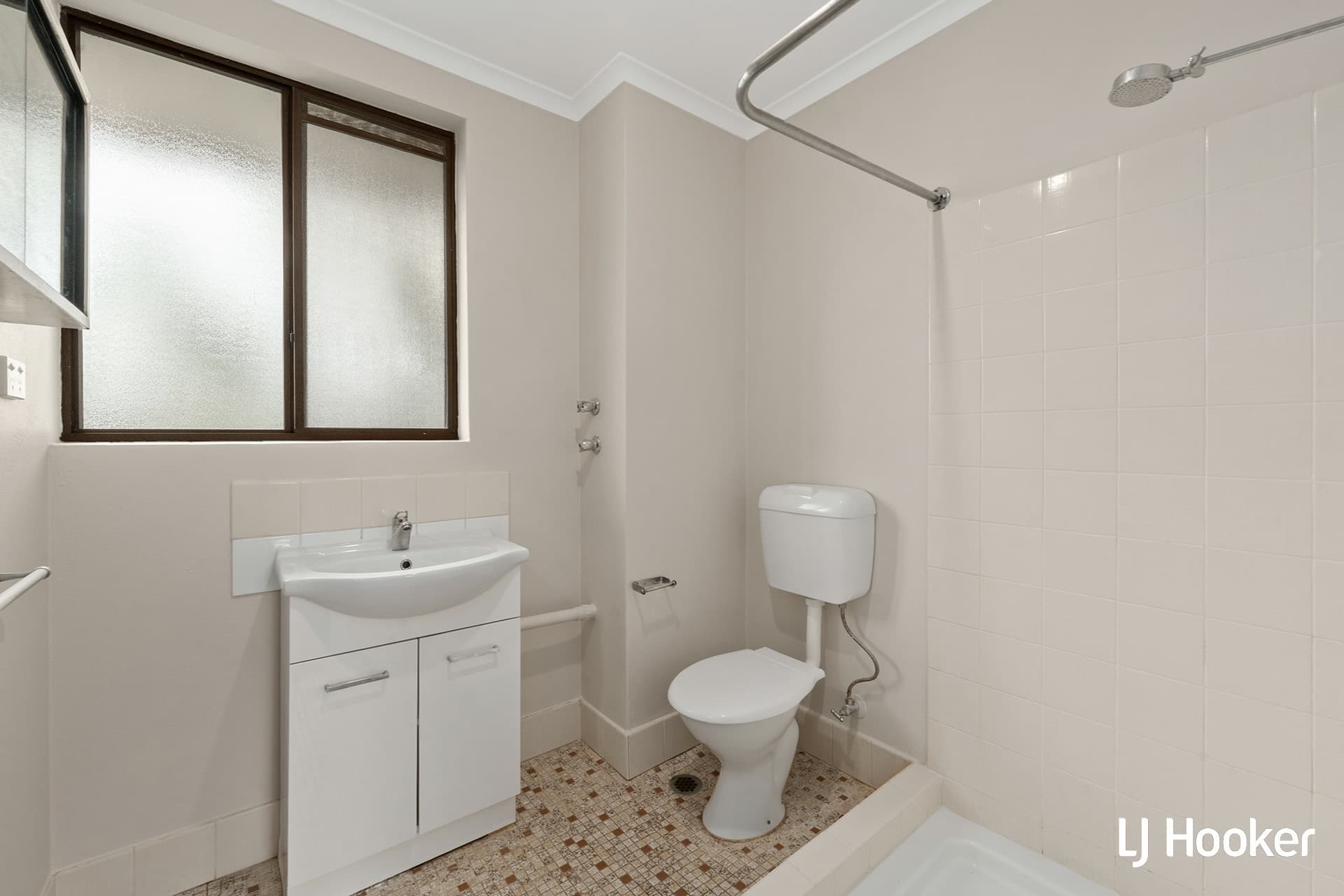 11/2 Walsh Place, Curtin, Curtin - Thumbnail 4