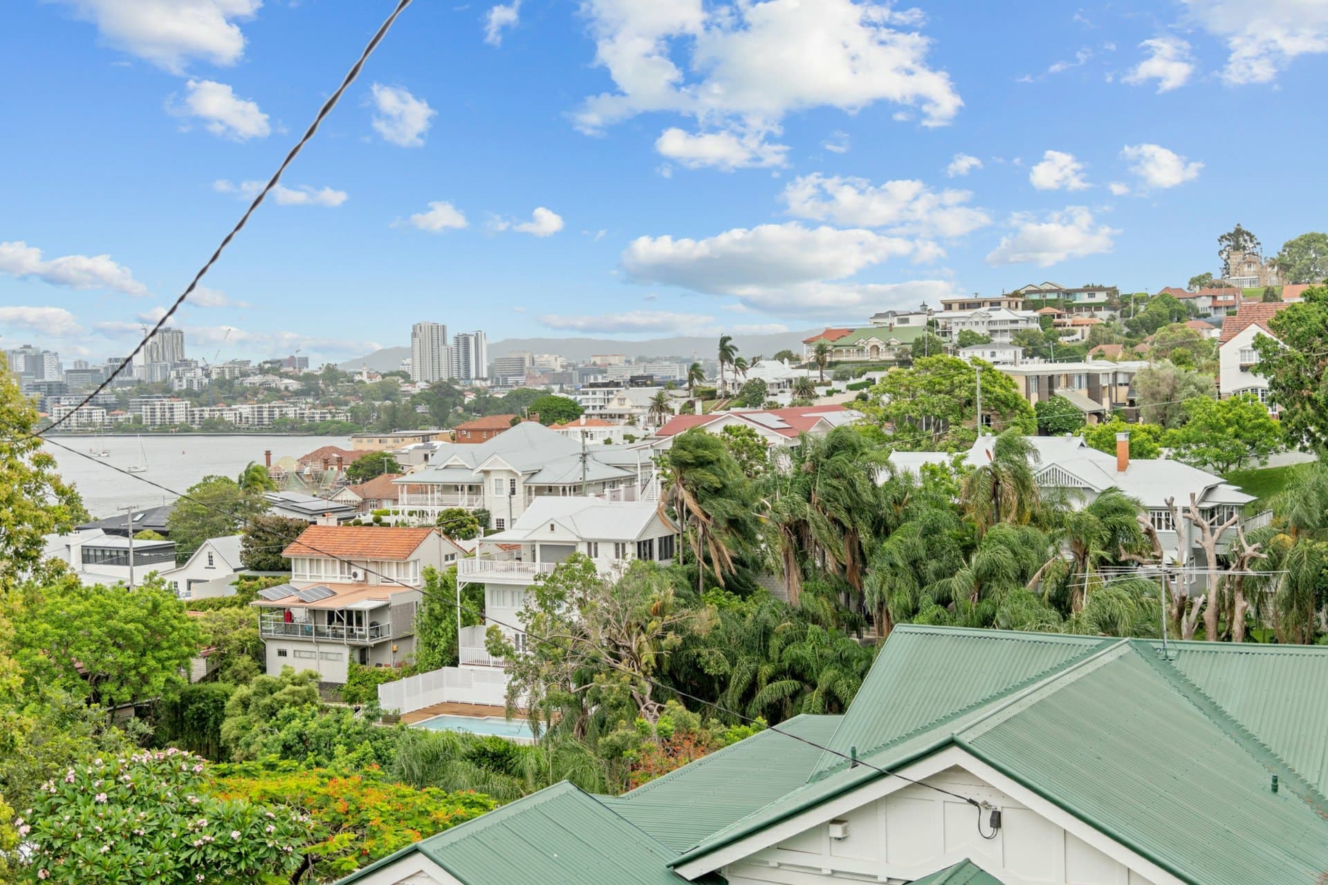2 Prospect Terrace, Hamilton, Hamilton - Thumbnail 2