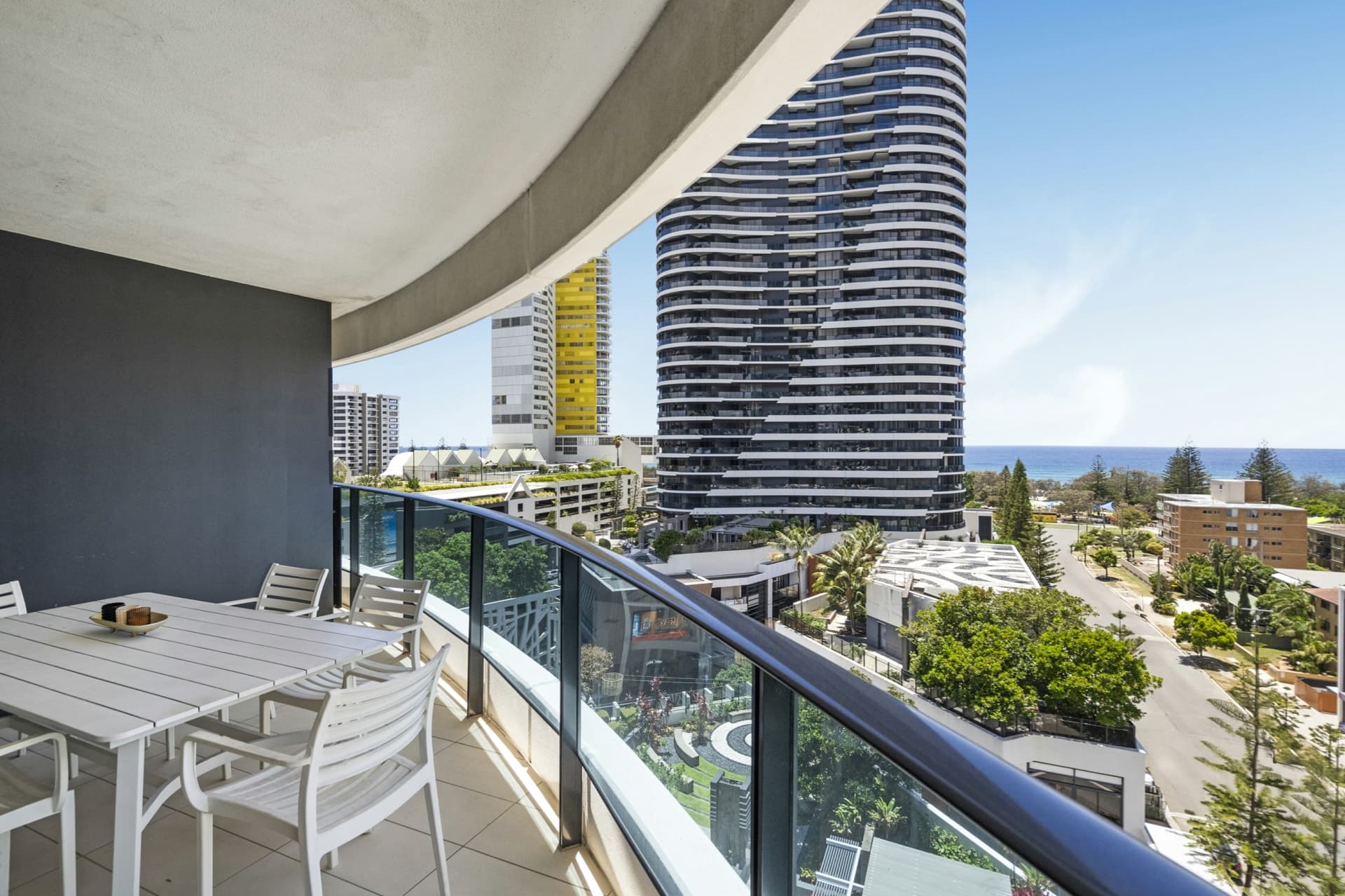 20809/21 Elizabeth Avenue, Broadbeach, Broadbeach - Thumbnail 4