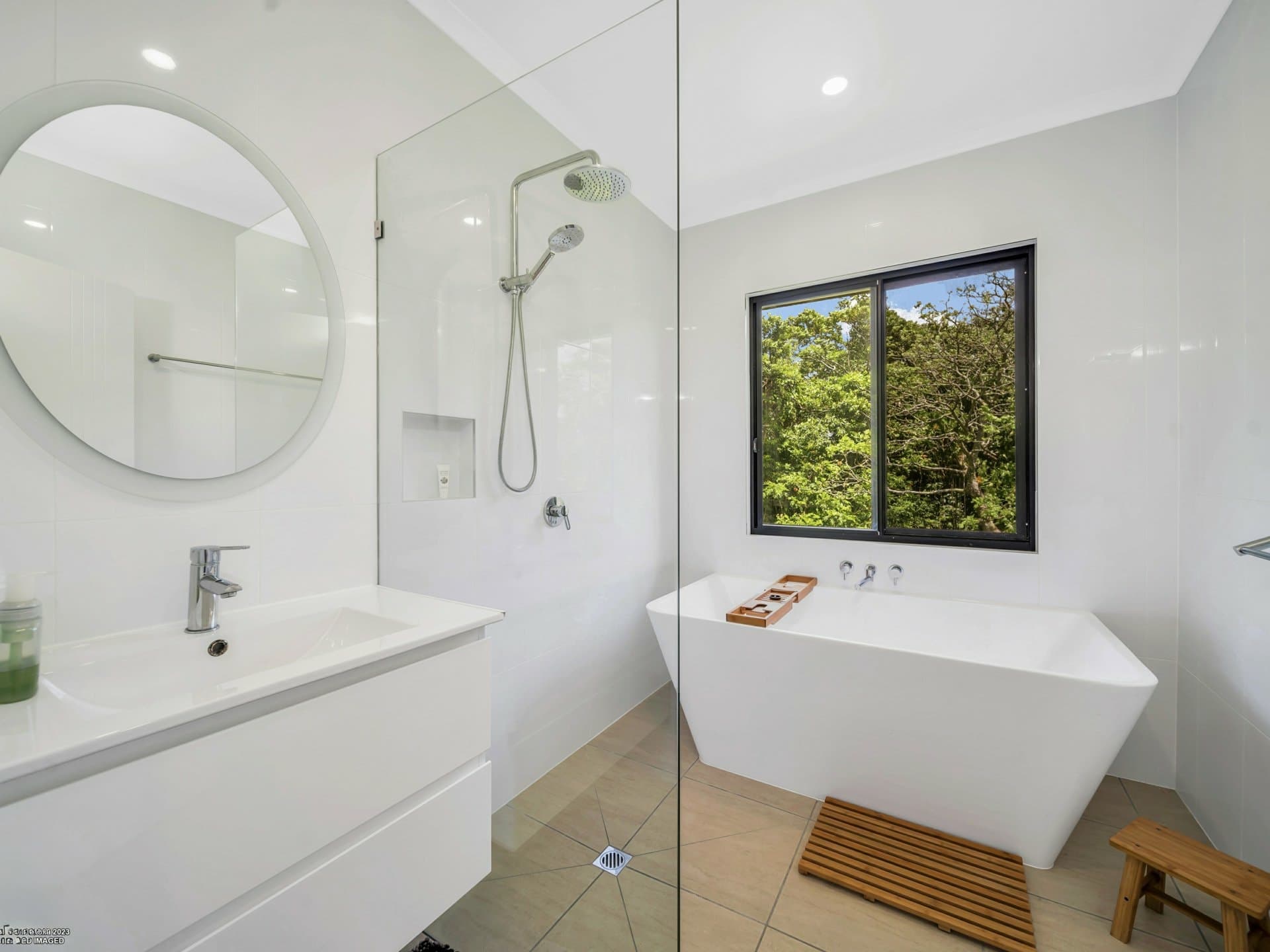 51 Mission Drive, South Mission Beach, South Mission Beach - Thumbnail 3