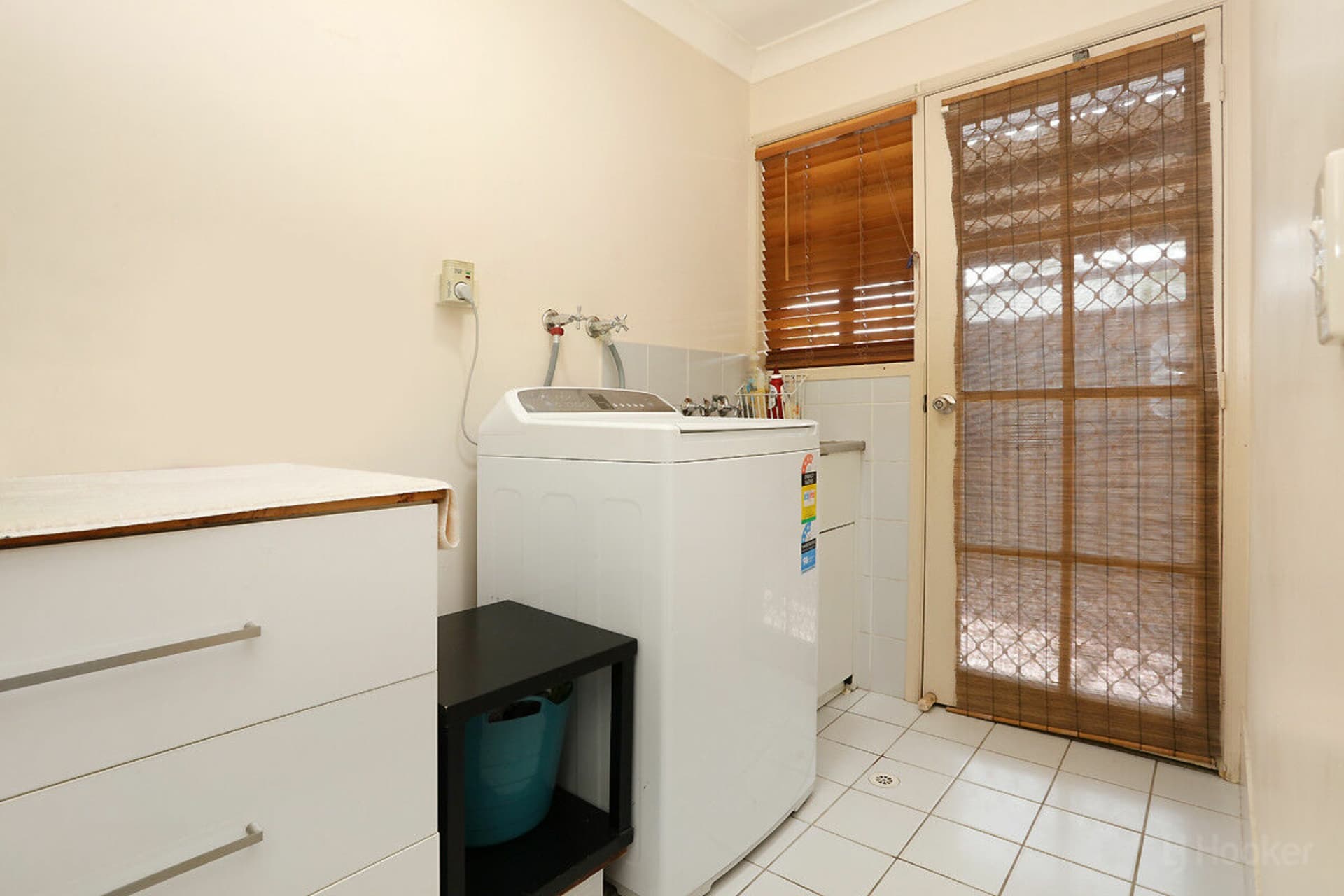 8 Tallara Street, Coombabah, Coombabah - Image 1