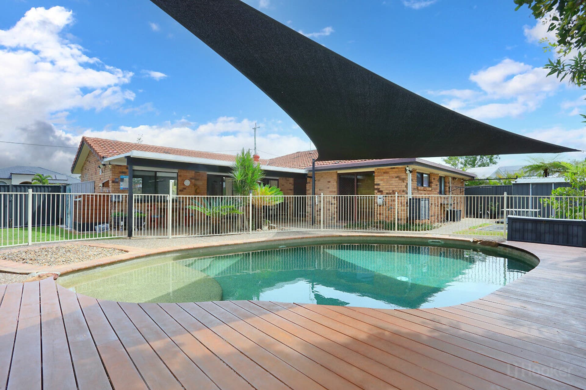 8 Tallara Street, Coombabah, Coombabah - Thumbnail 4