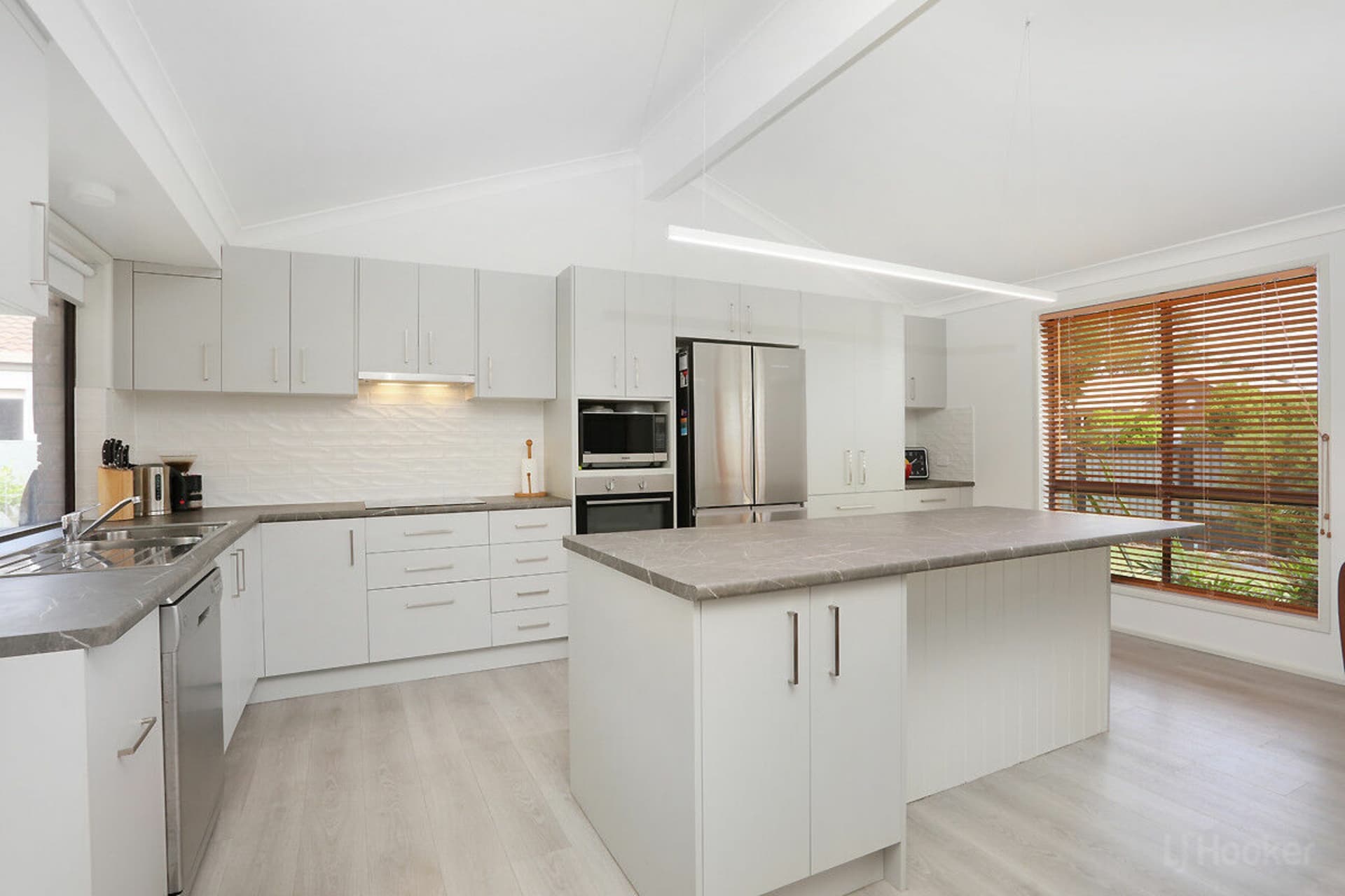 8 Tallara Street, Coombabah, Coombabah - Thumbnail 6
