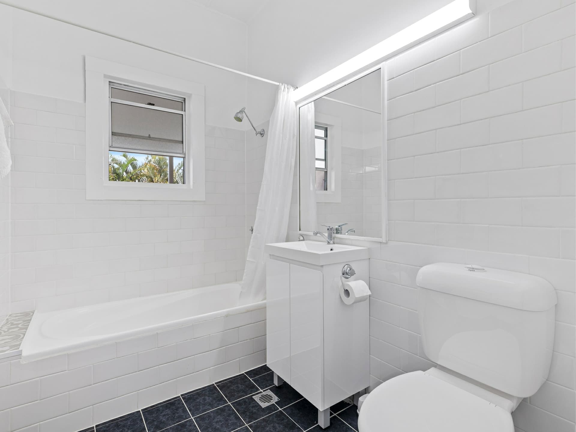 4 Robert Street, Belmont South, Belmont South - Thumbnail 5