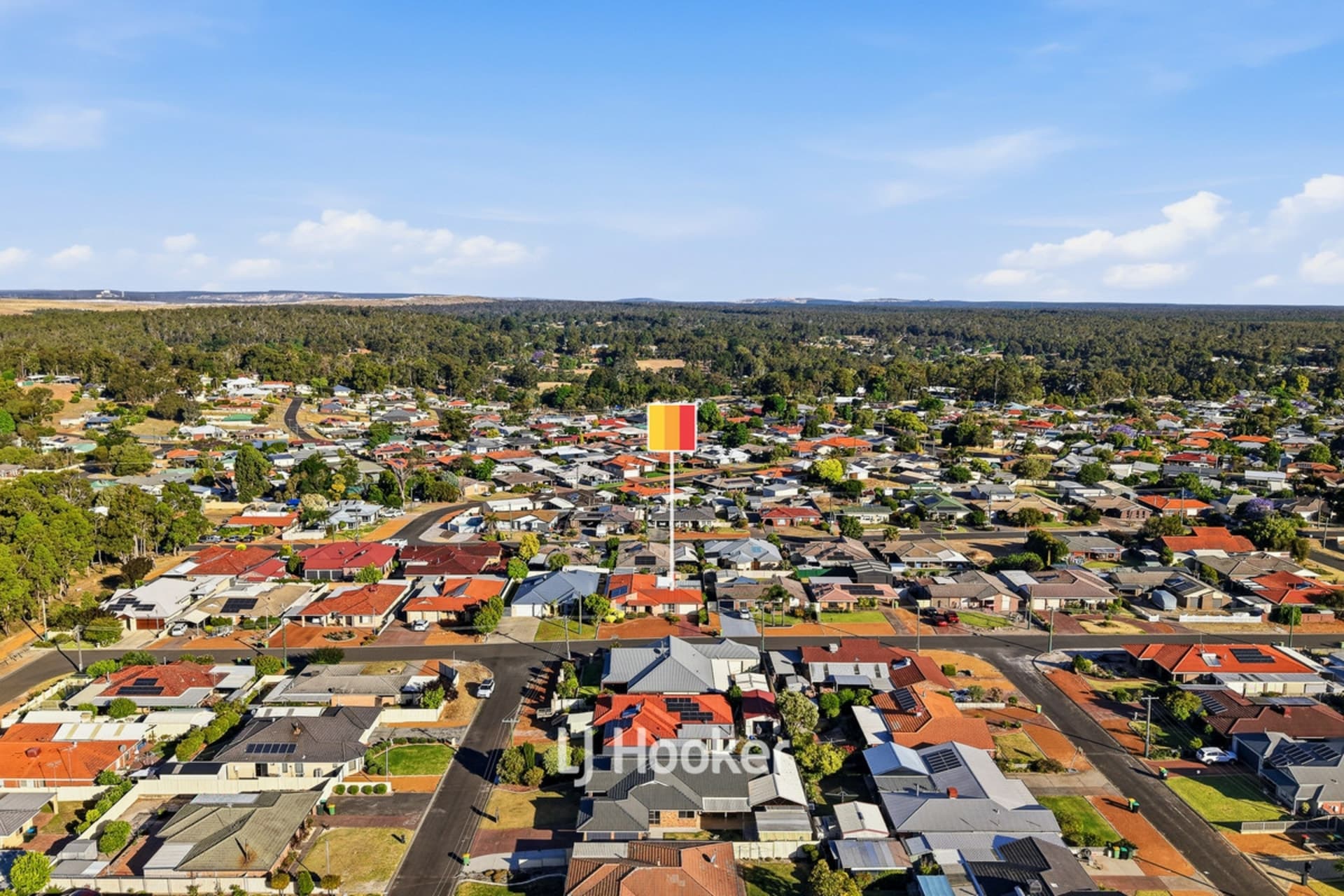 11 Walter Drive, Collie, Collie - Image 1