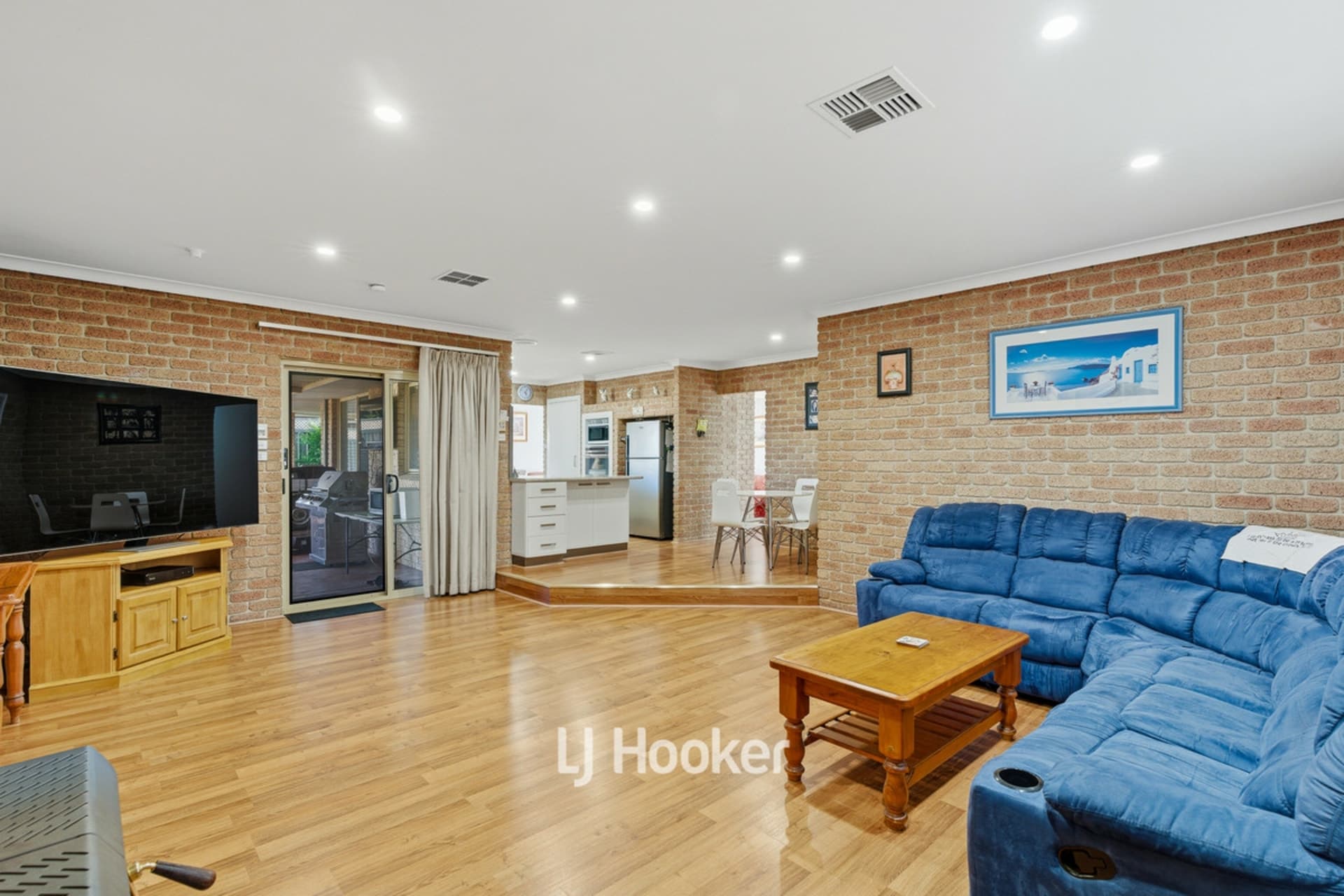 11 Walter Drive, Collie, Collie - Thumbnail 4
