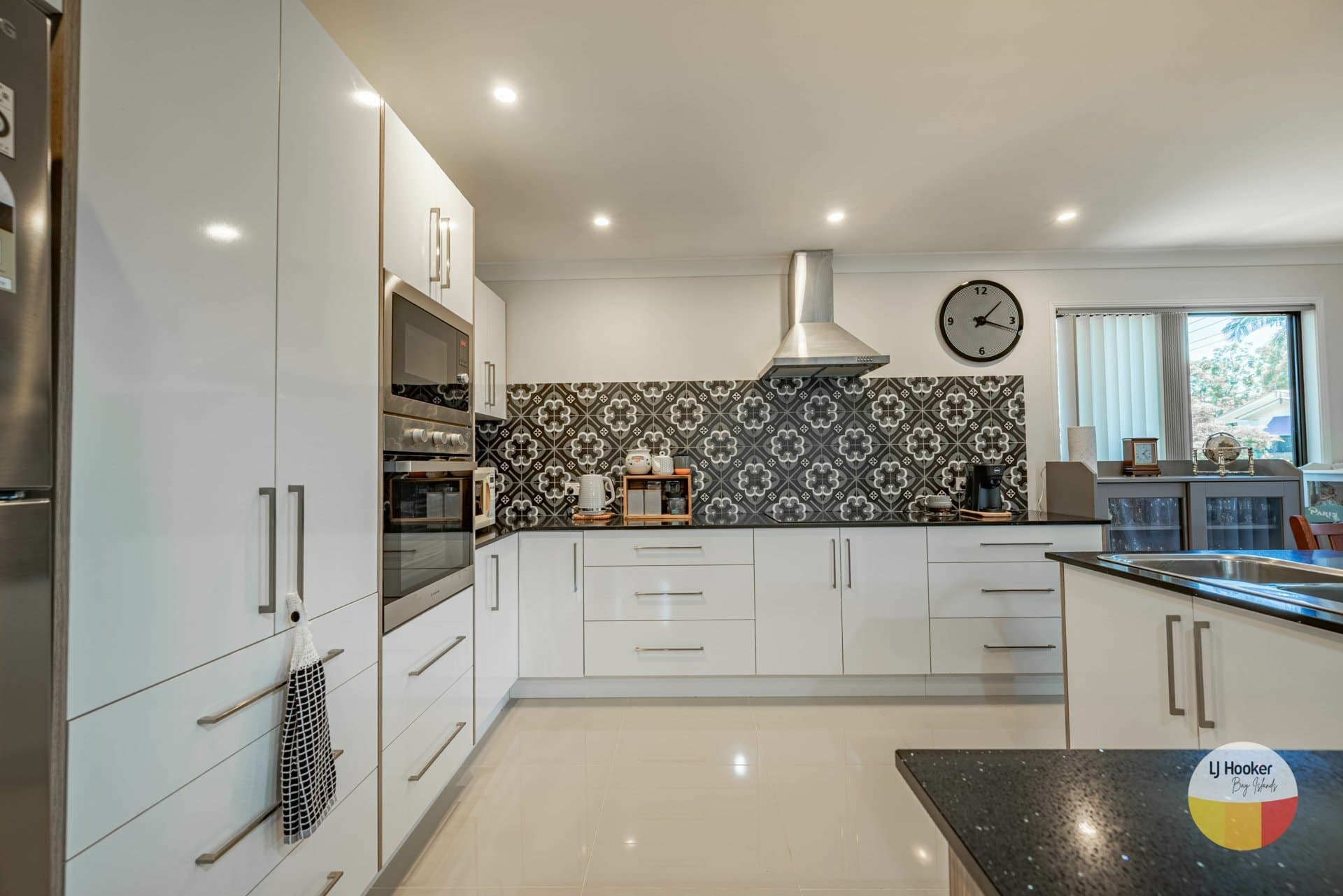 14 Alkira Street, Macleay Island - Thumbnail 6