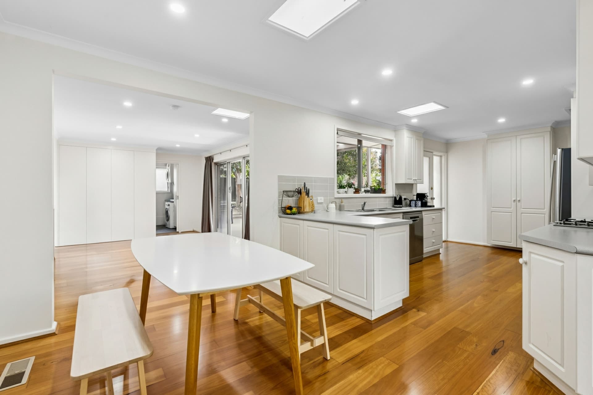 49 Dennis Street, Garran, Garran - Thumbnail 6