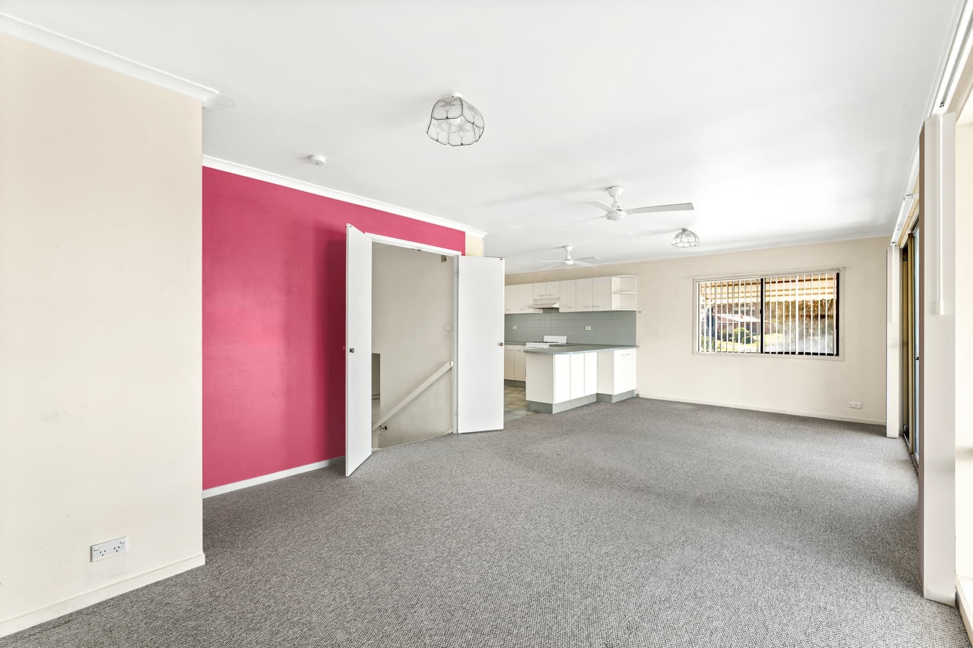 14 Meakin Street, Tuross Head, Tuross Head - Thumbnail 2