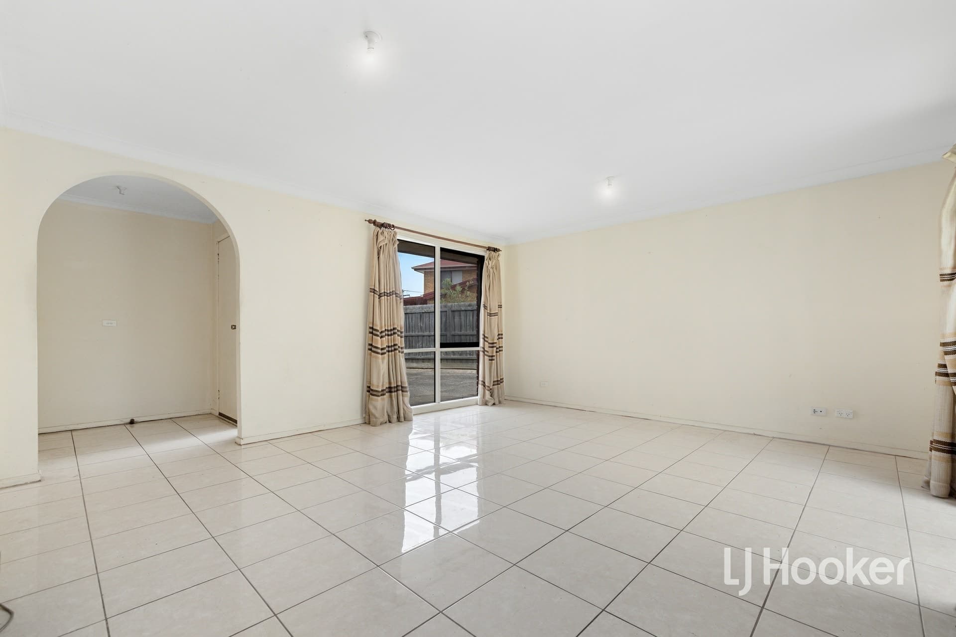 19 Simon Court, Hampton Park, Hampton Park - Thumbnail 4
