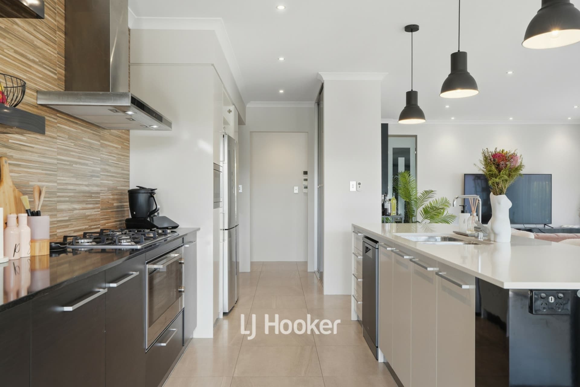 11 Barker Boulevard, Glen Iris, Glen Iris - Thumbnail 7