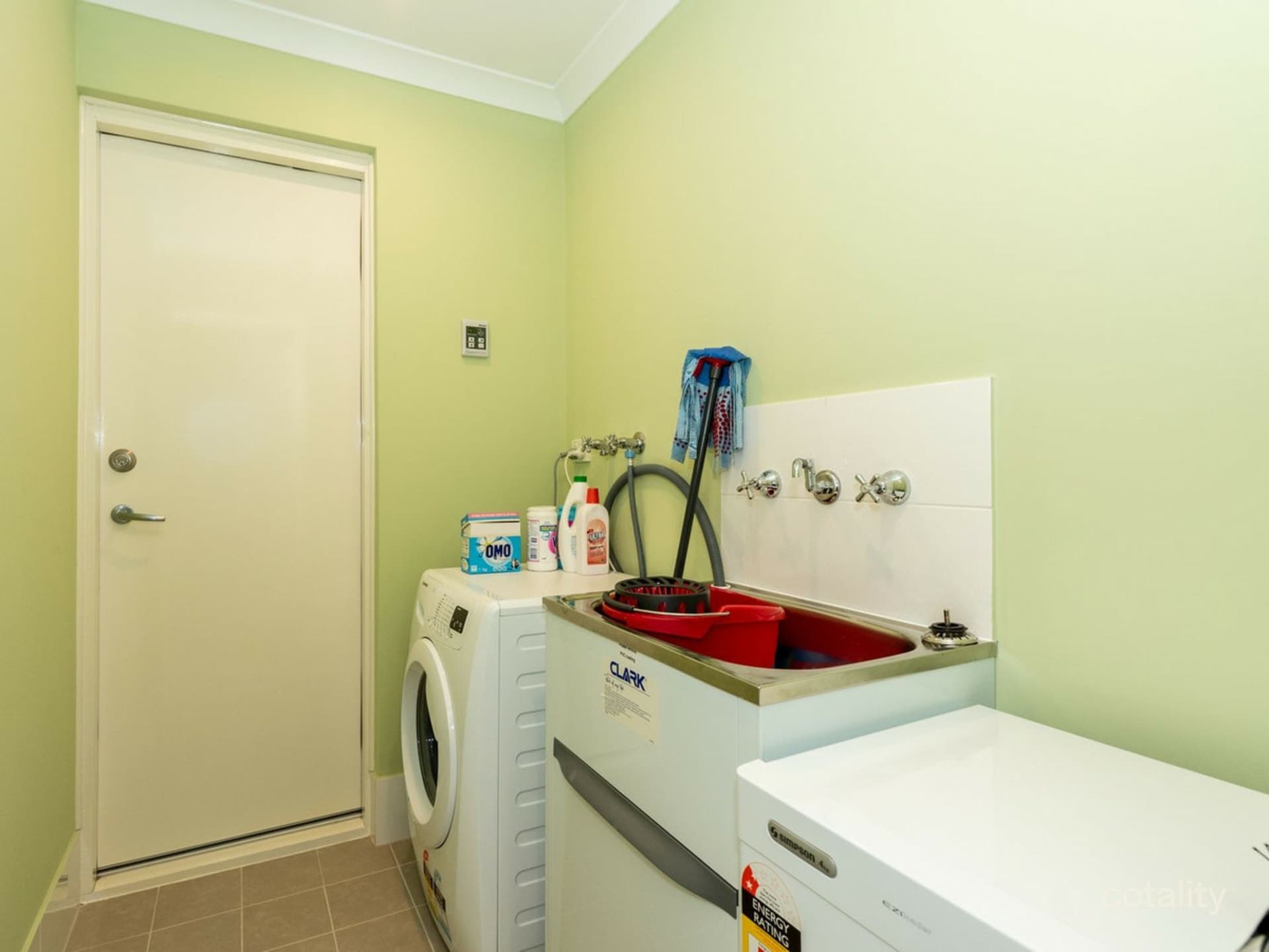 1/323 Pebble Beach Boulevard, Meadow Springs, Meadow Springs - Image 1
