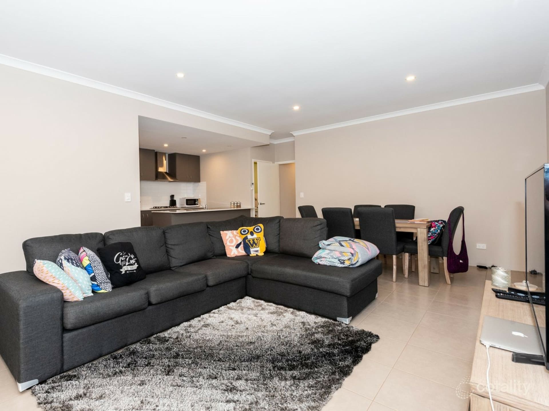 1/323 Pebble Beach Boulevard, Meadow Springs, Meadow Springs - Thumbnail 6