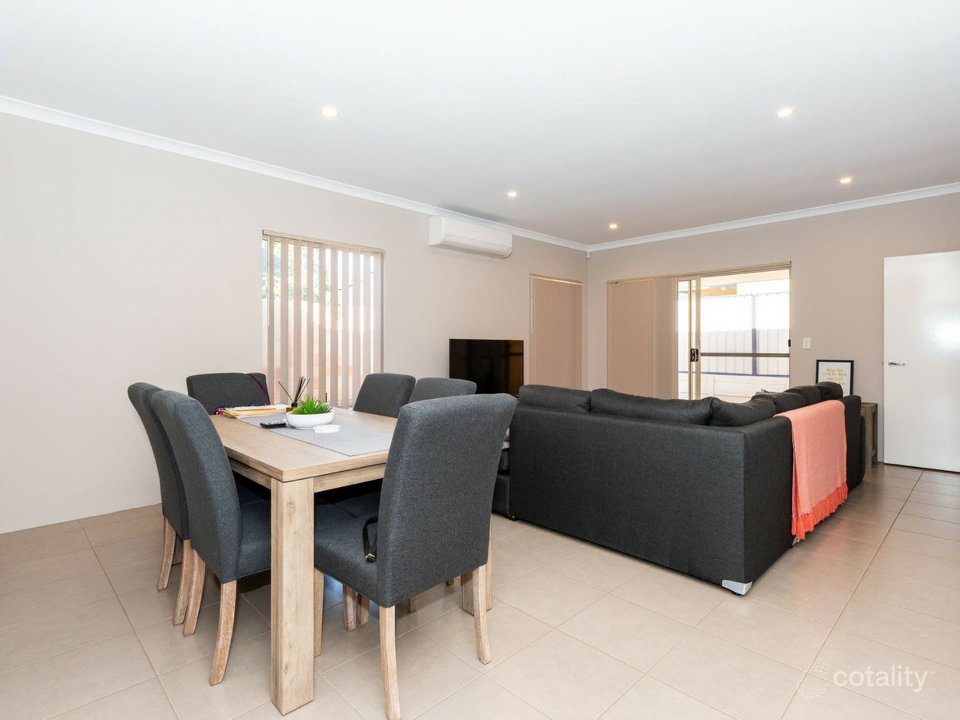 1/323 Pebble Beach Boulevard, Meadow Springs, Meadow Springs - Thumbnail 7