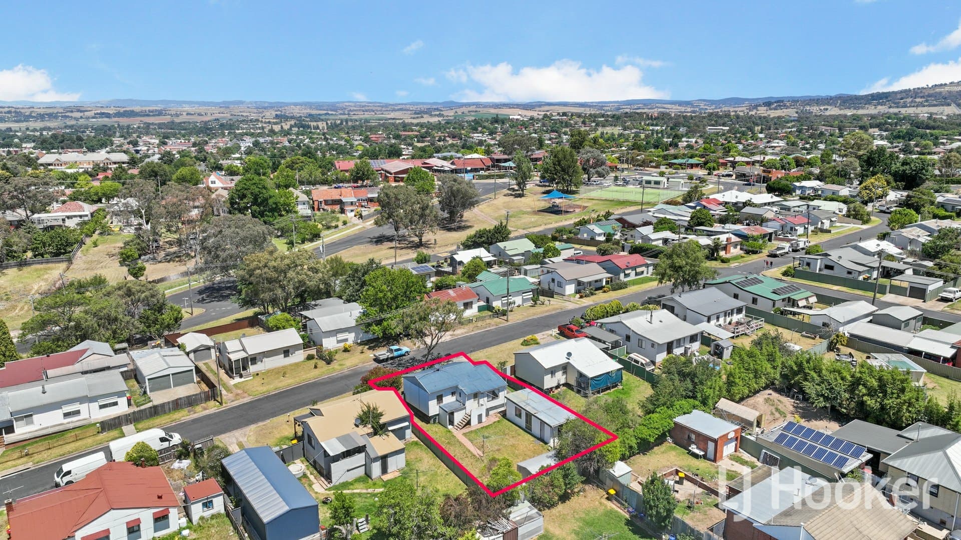 17 Moresby Way, West Bathurst, West Bathurst - Image 1