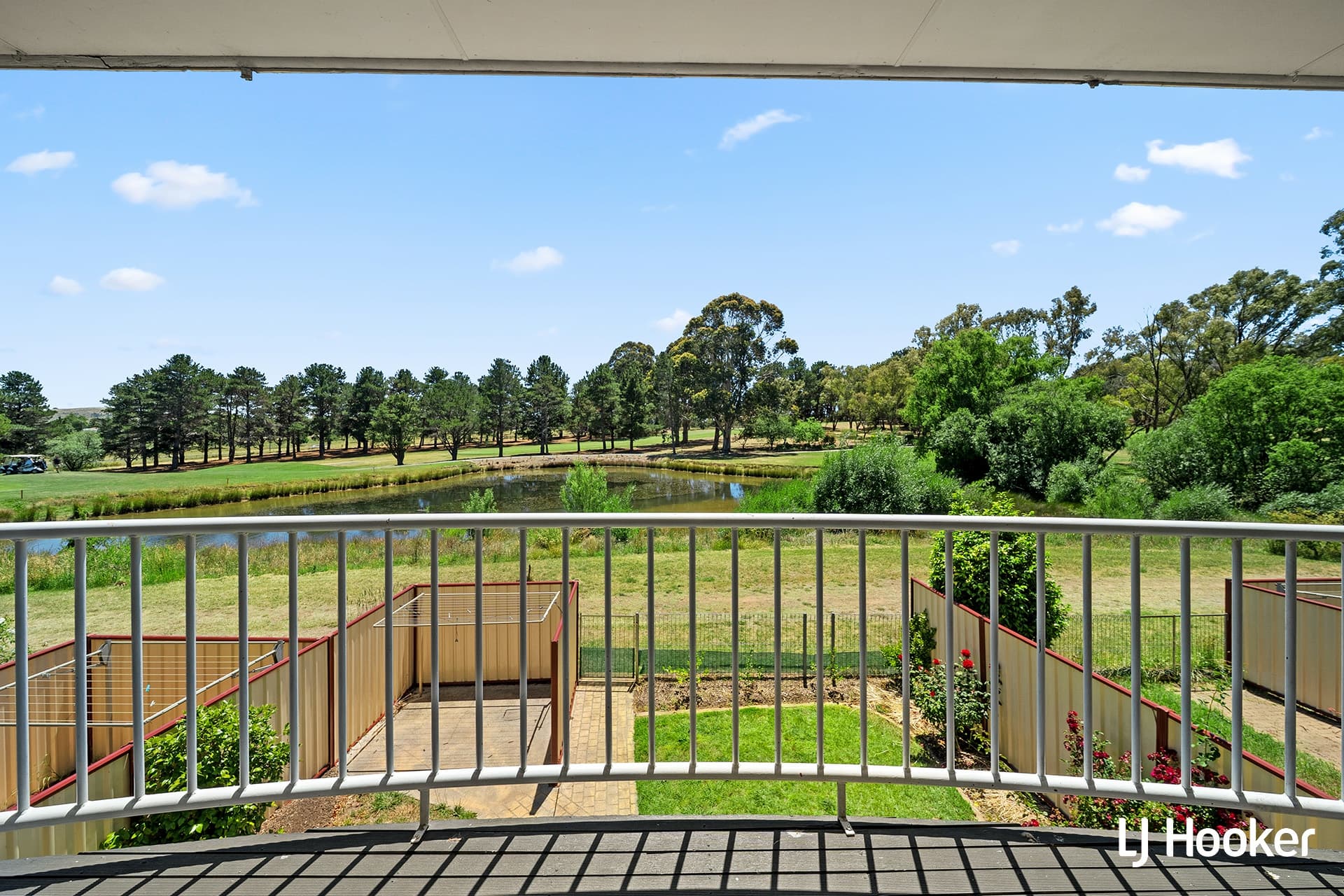 15 Carnall Close, Holt, Holt - Thumbnail 2