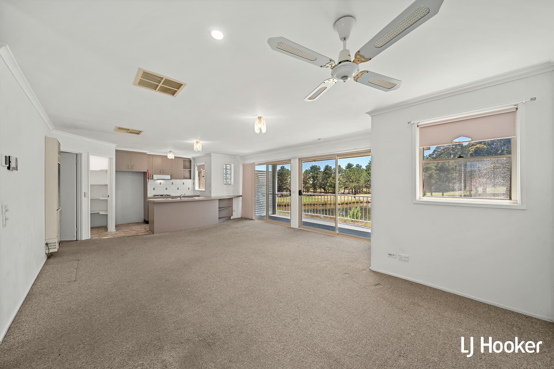 15 Carnall Close, Holt, Holt - Thumbnail 5