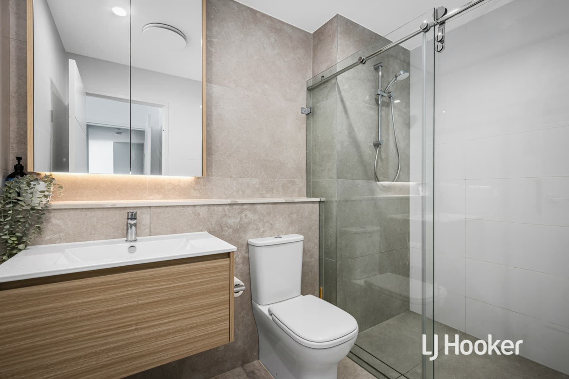 214/37B Manchester Drive, Schofields, Schofields - Thumbnail 5