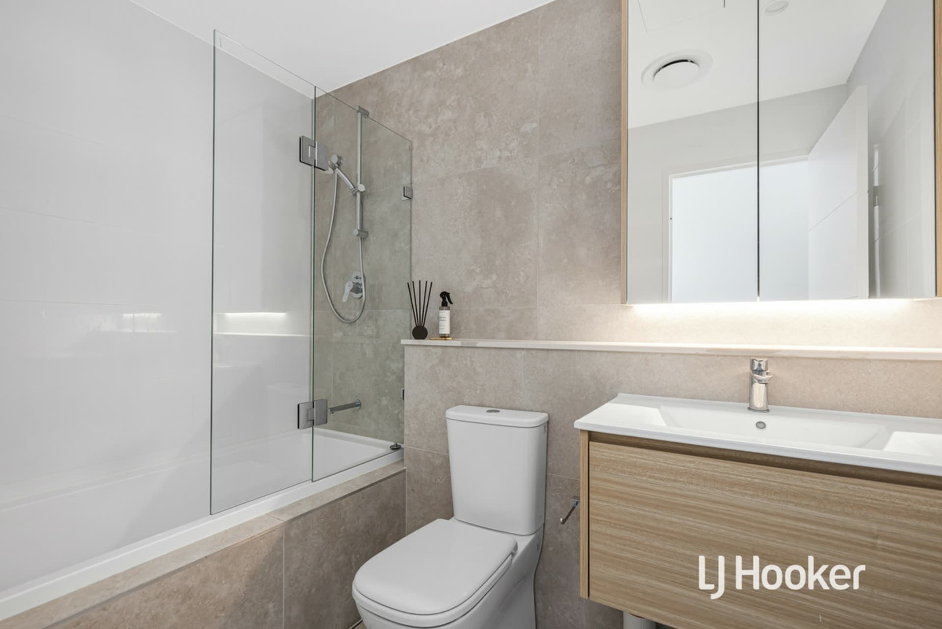 214/37B Manchester Drive, Schofields, Schofields - Thumbnail 7