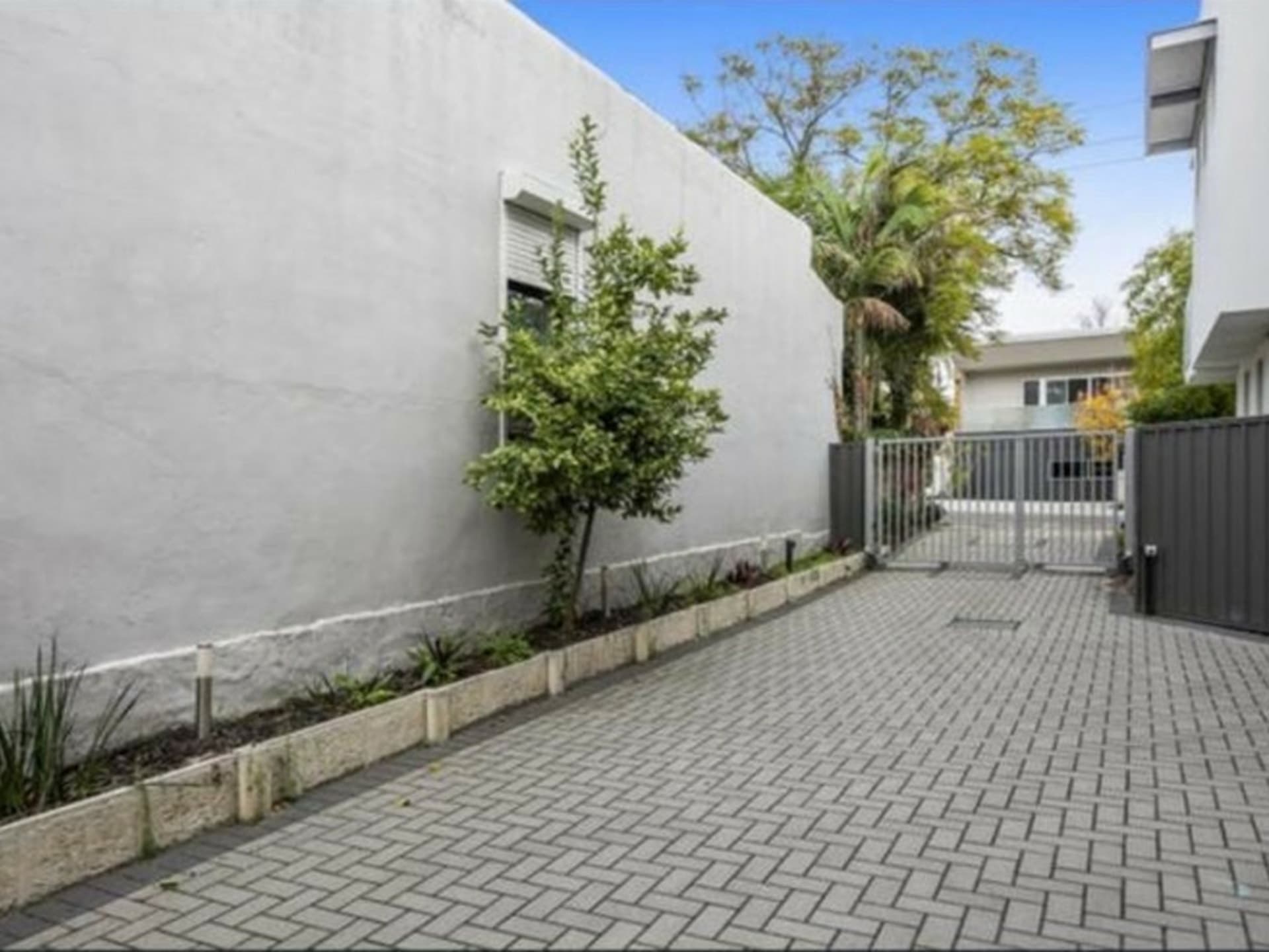 4/111 Summers Street, Perth, Perth - Thumbnail 3