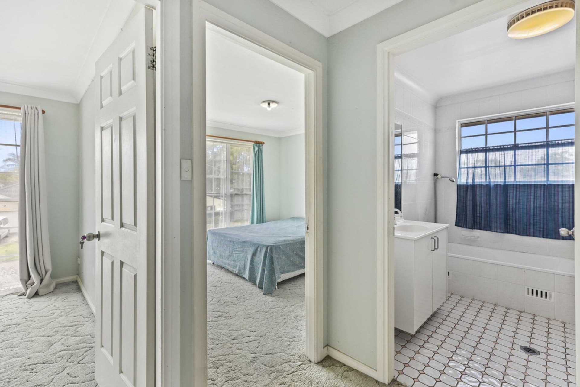 8 Jean Avenue, Berkeley Vale, Berkeley Vale - Thumbnail 7