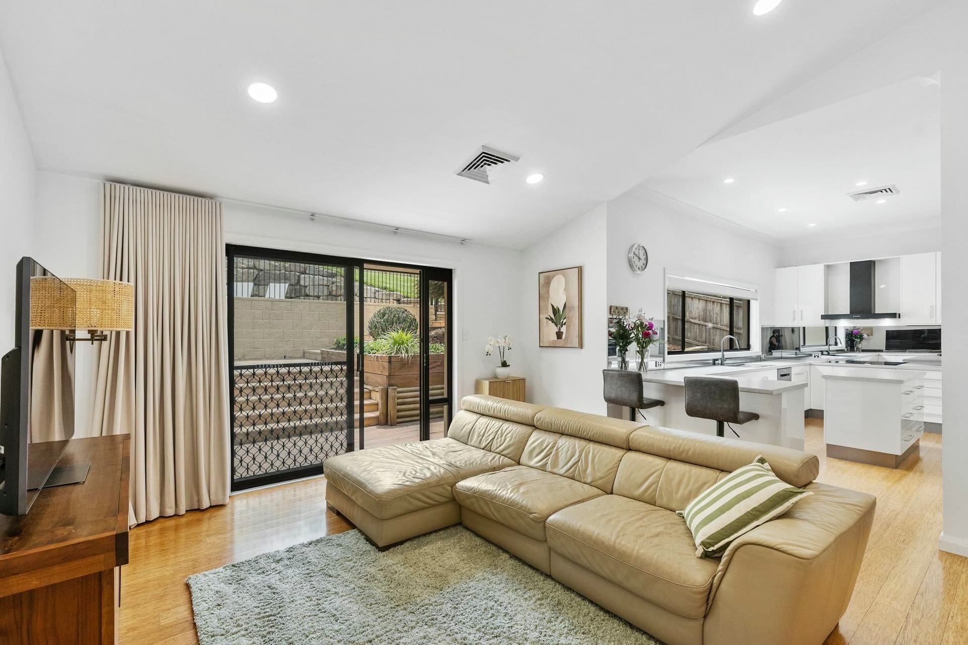 8 Dorchester Court, Terrigal, Terrigal - Thumbnail 5